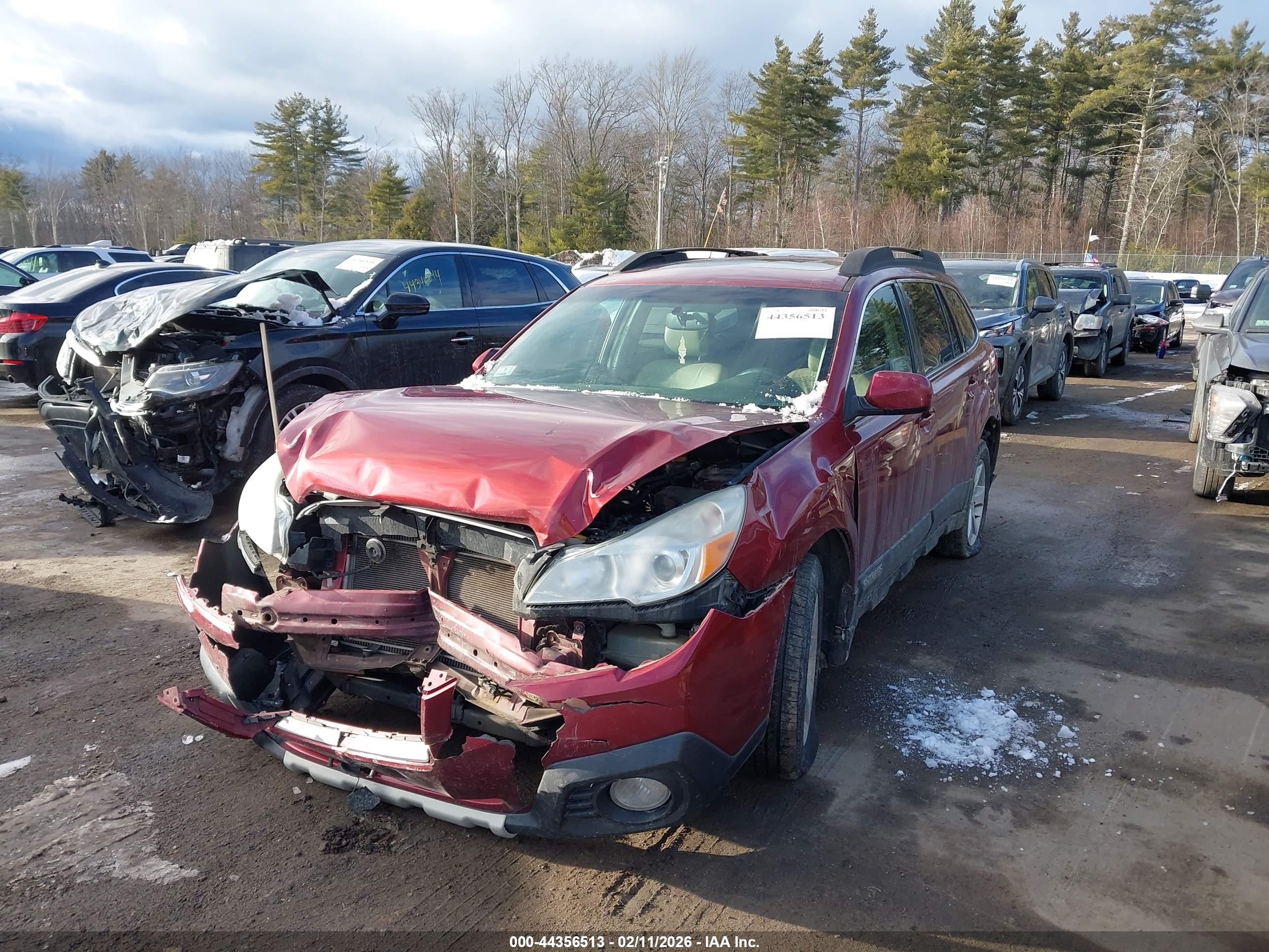 SUBARU OUTBACK image 2
