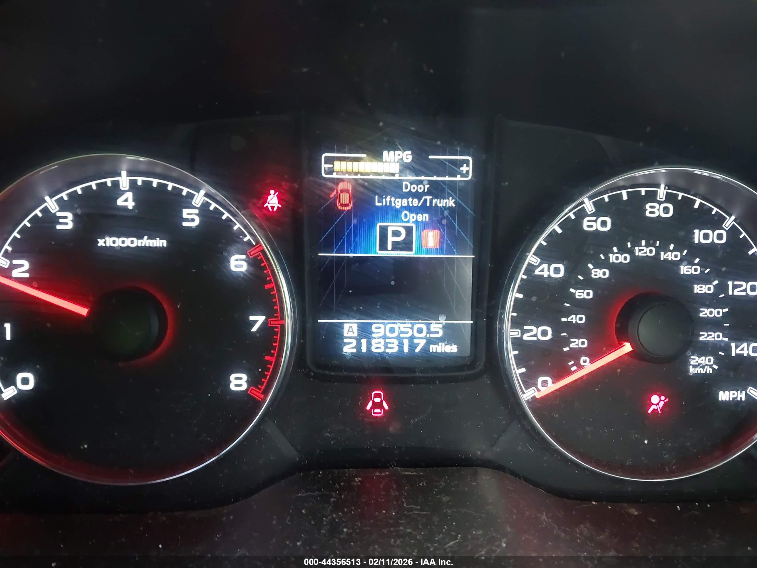 SUBARU OUTBACK image 7
