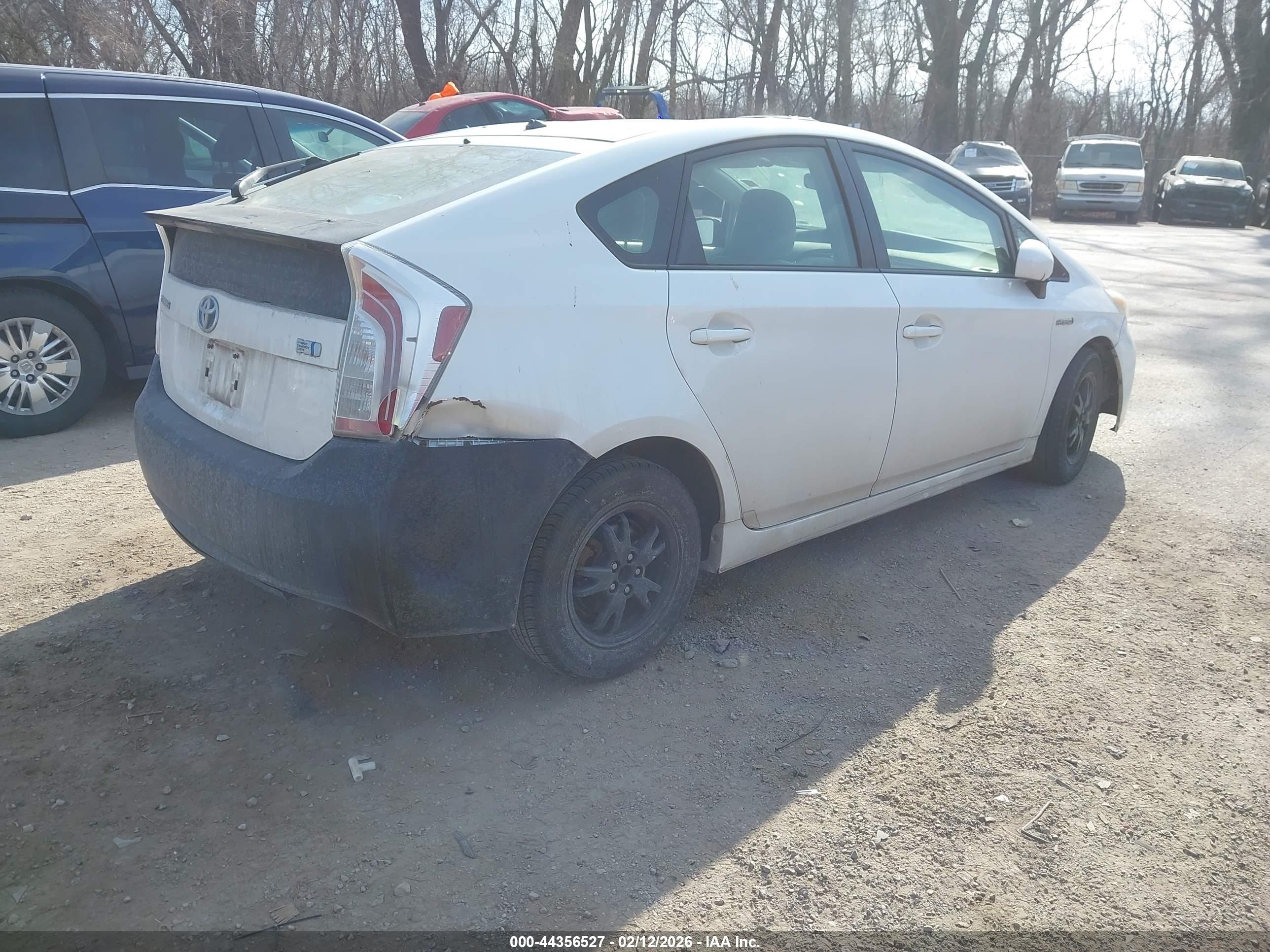 TOYOTA PRIUS image 4