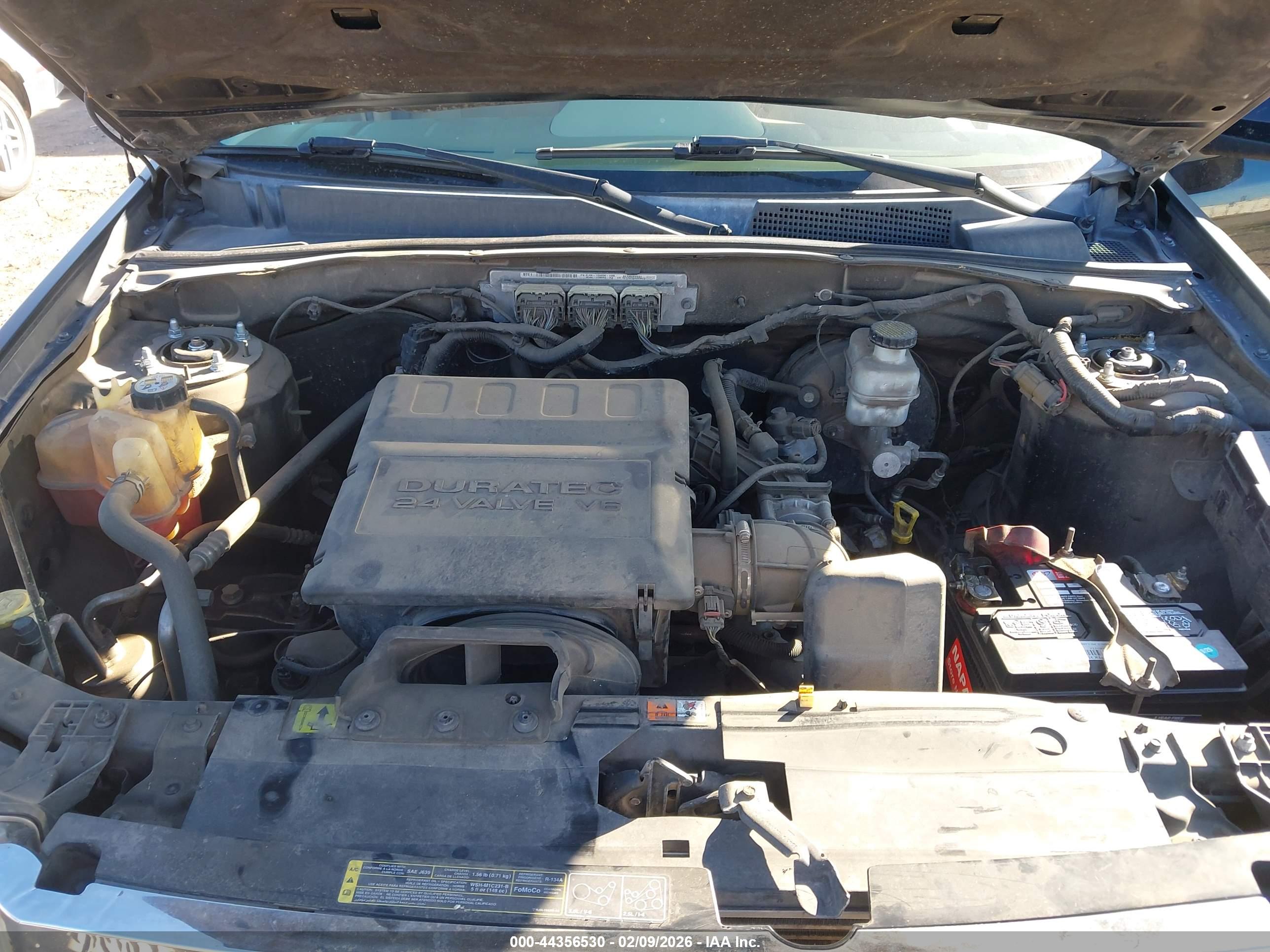 FORD ESCAPE image 10