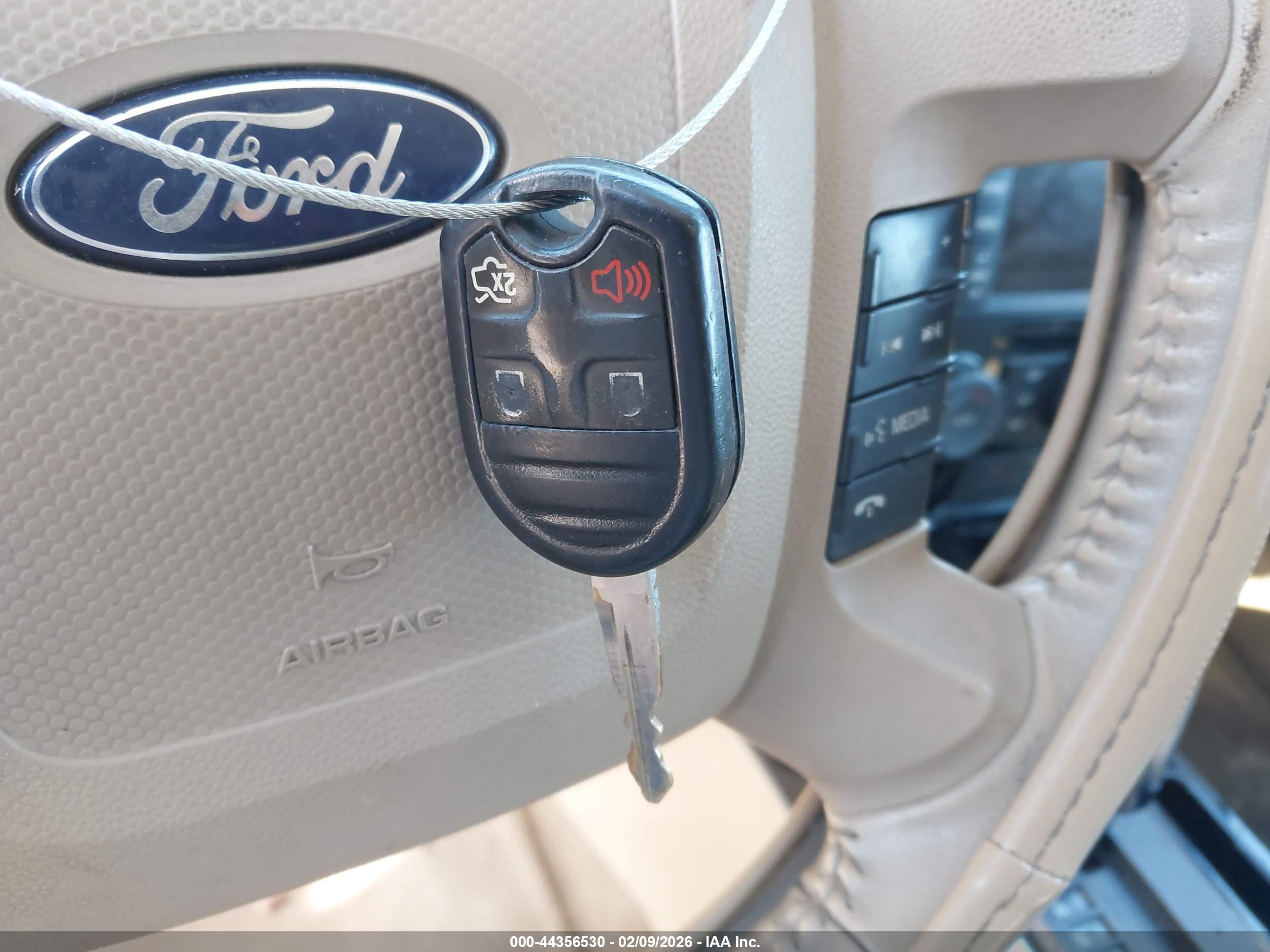 FORD ESCAPE image 11