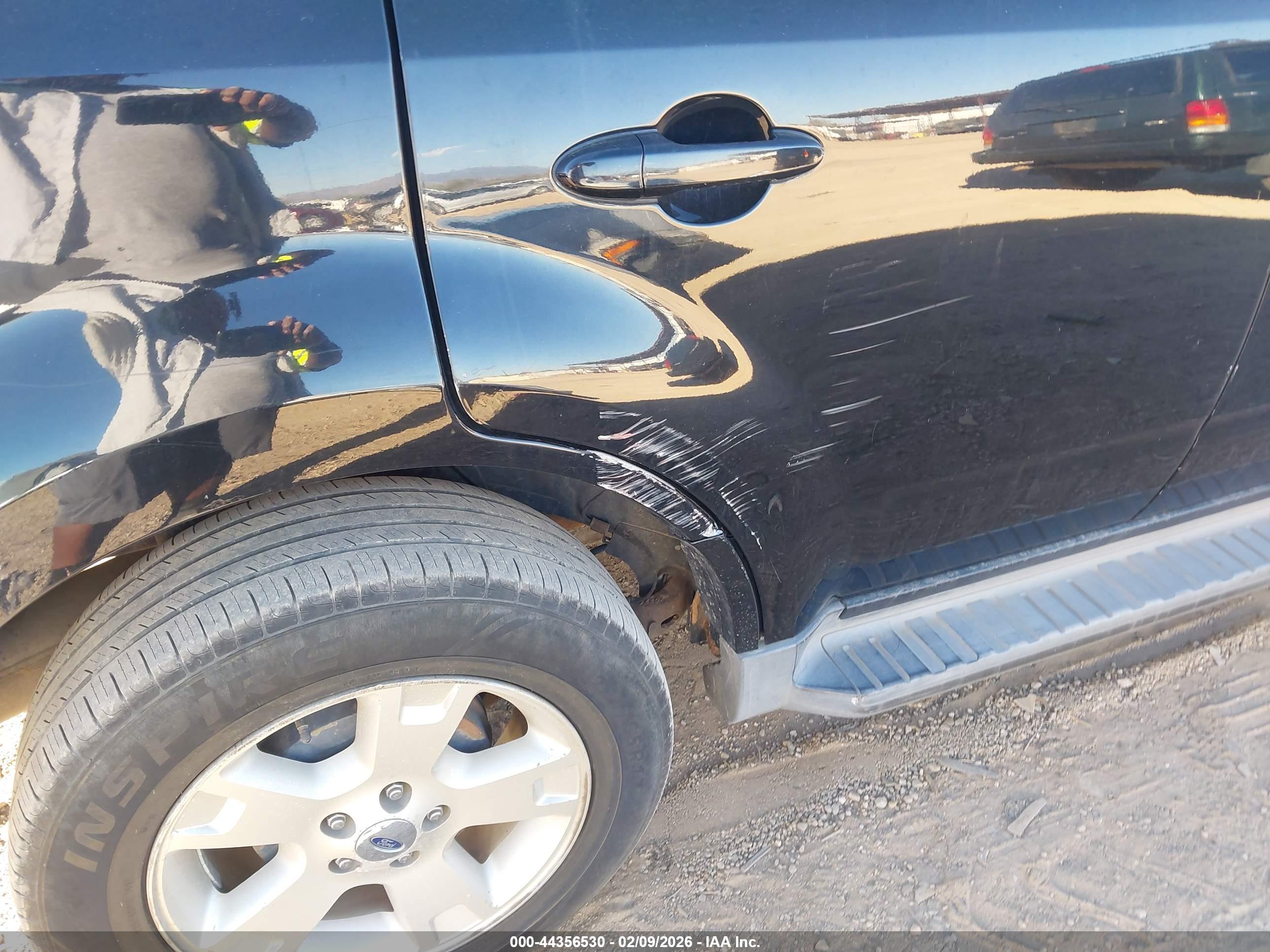 FORD ESCAPE image 6