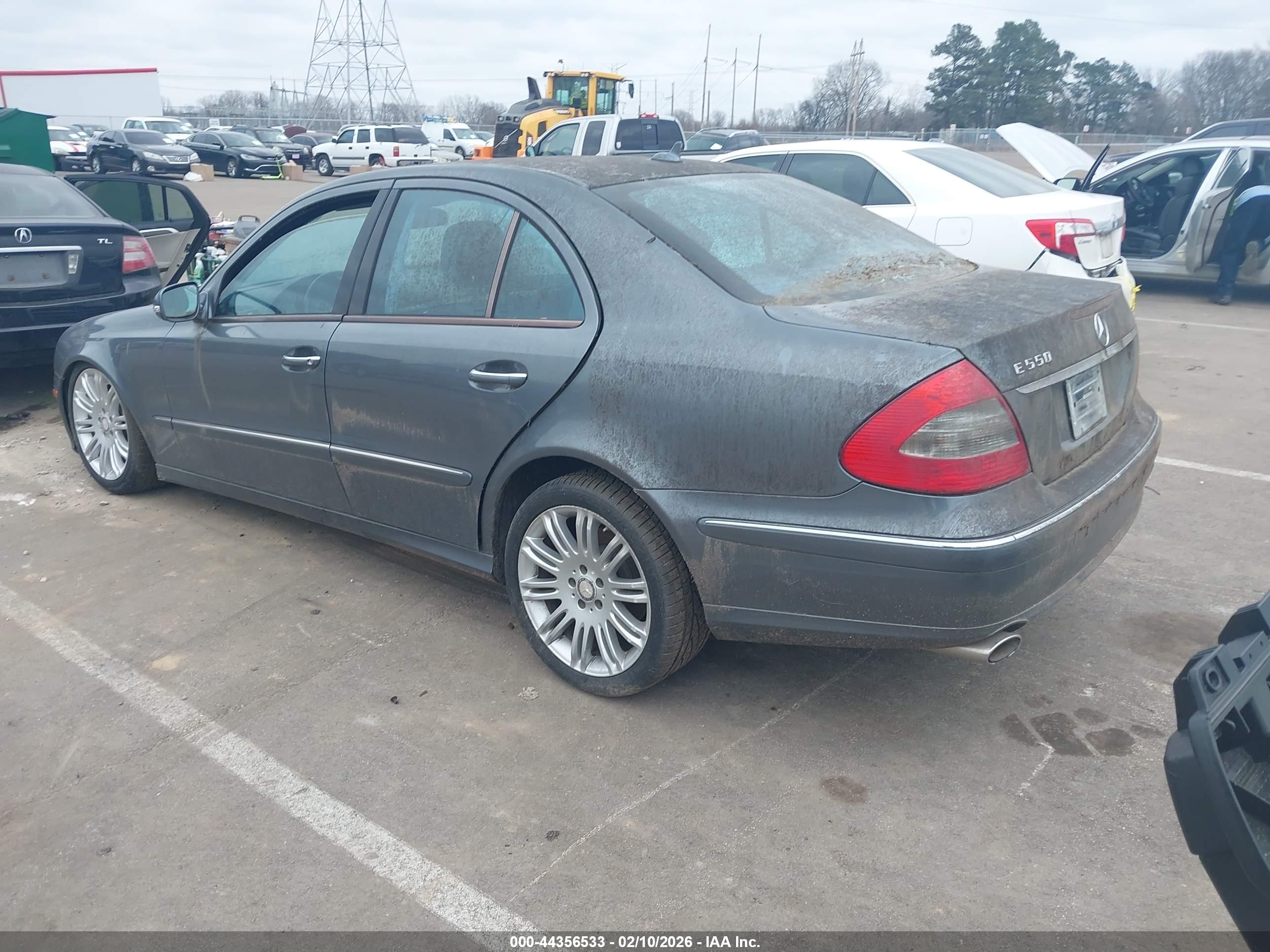 MERCEDES-BENZ E image 3