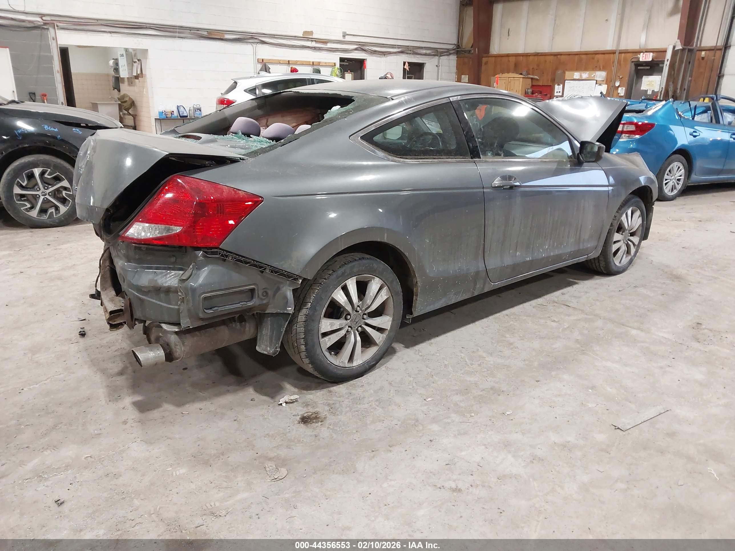 HONDA ACCORD image 4