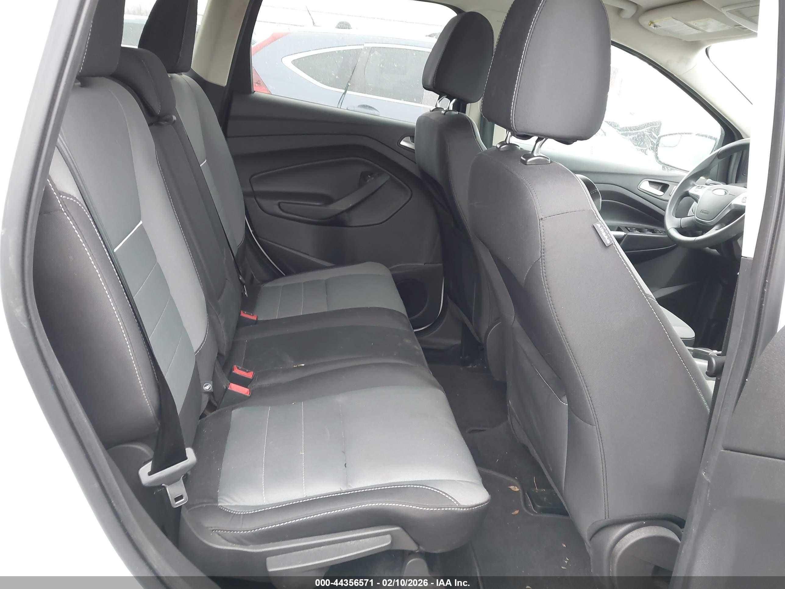 FORD ESCAPE image 8