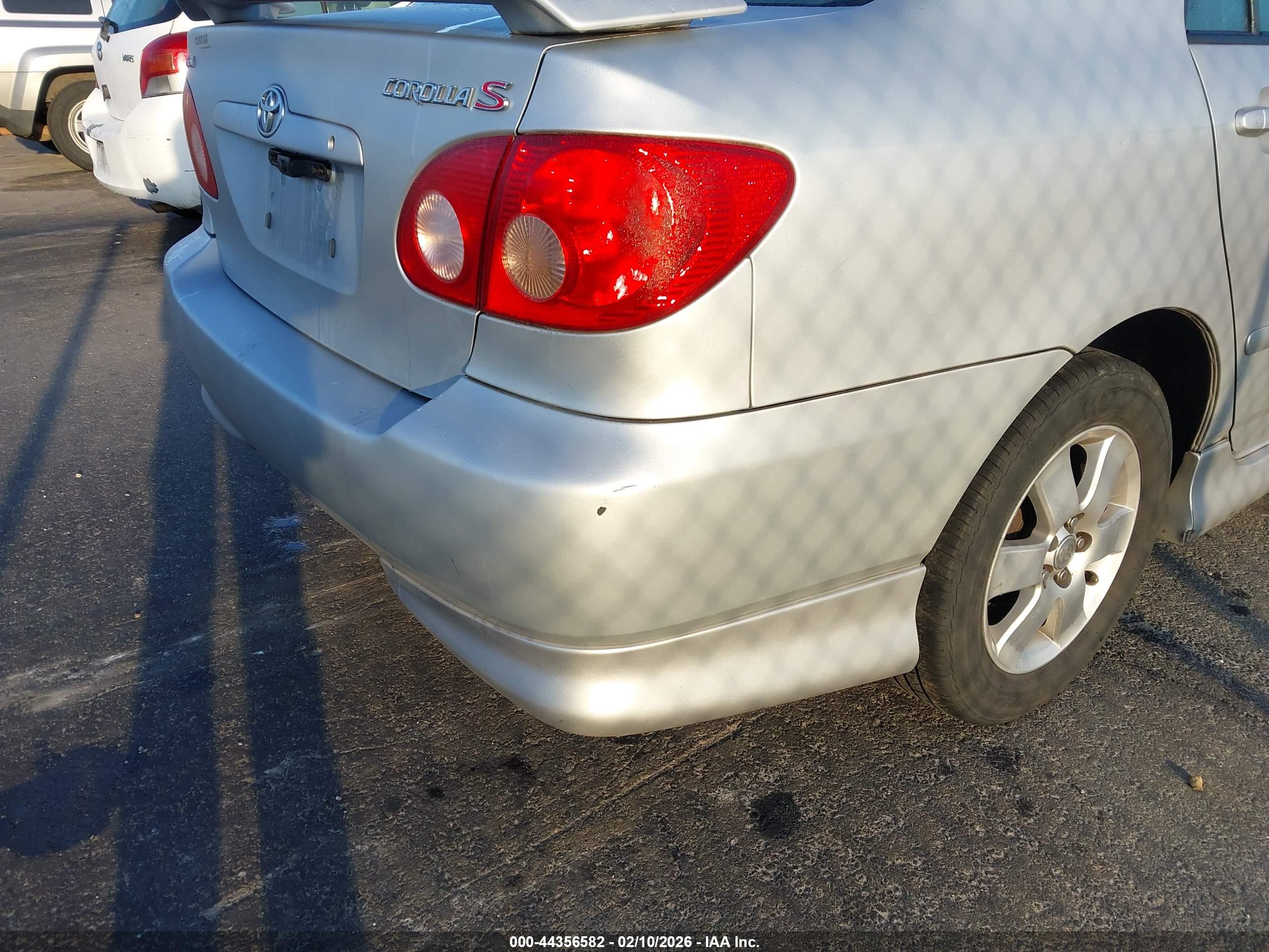 TOYOTA COROLLA image 6