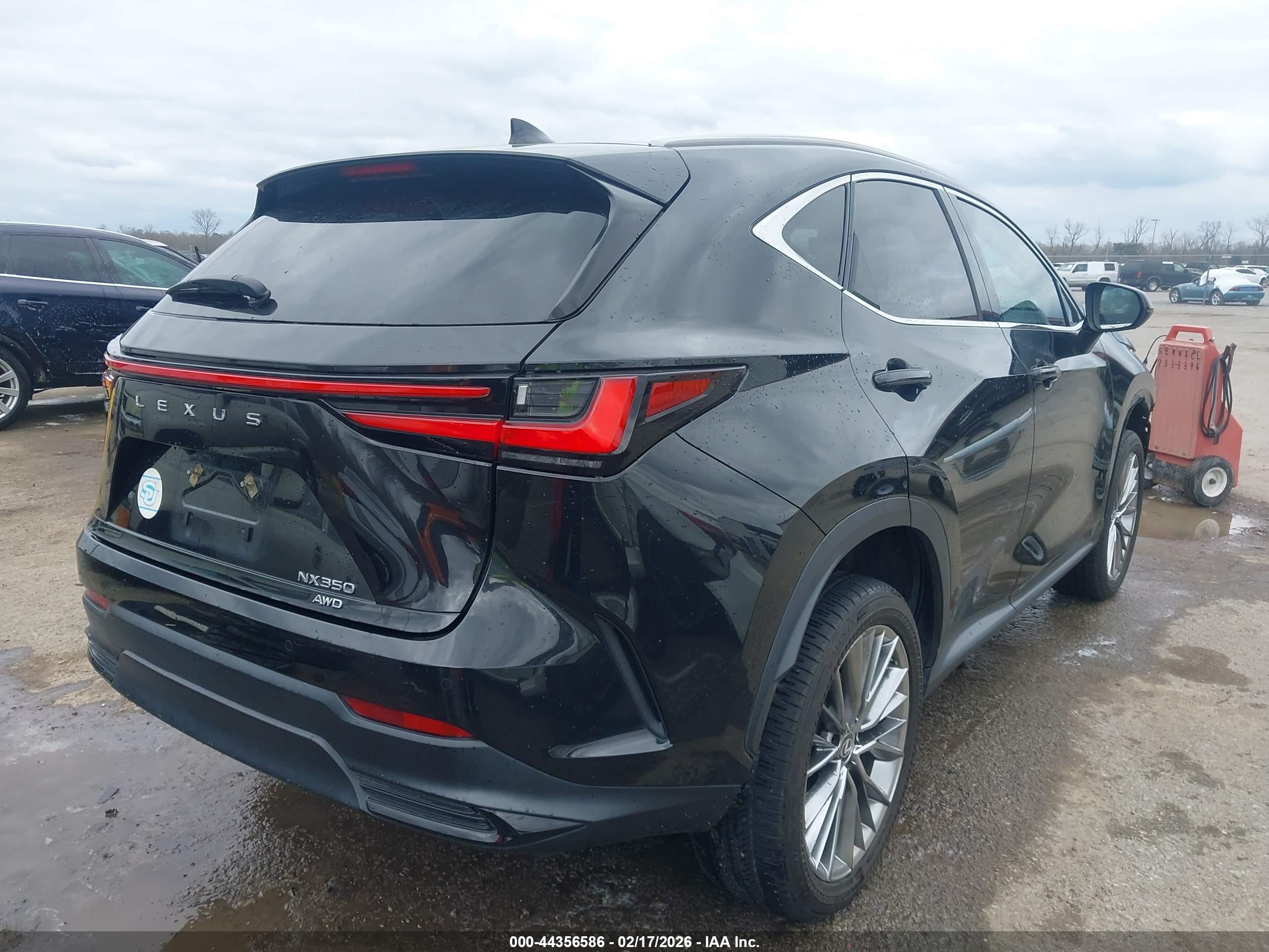 LEXUS NX image 4