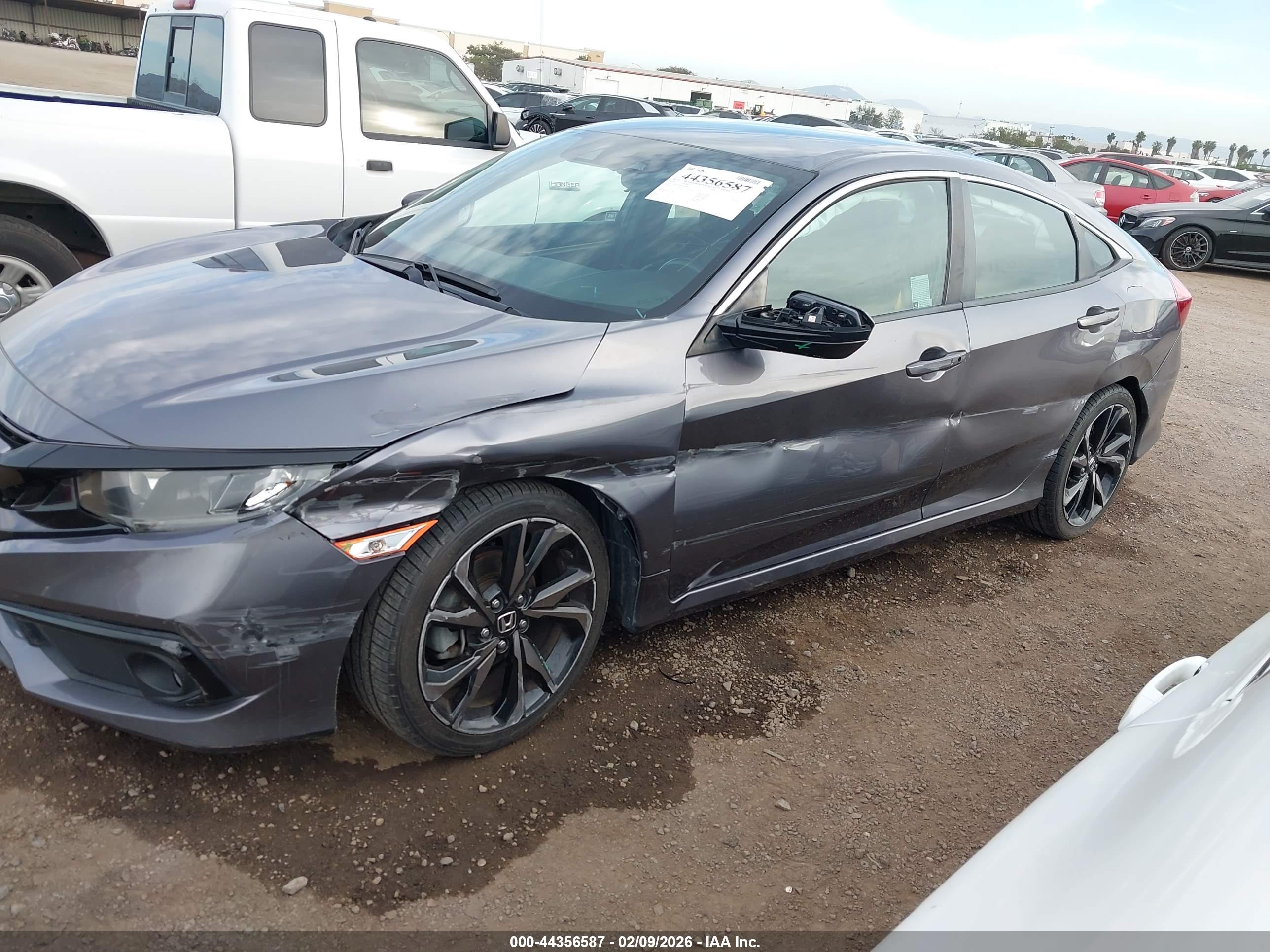 HONDA CIVIC image 6