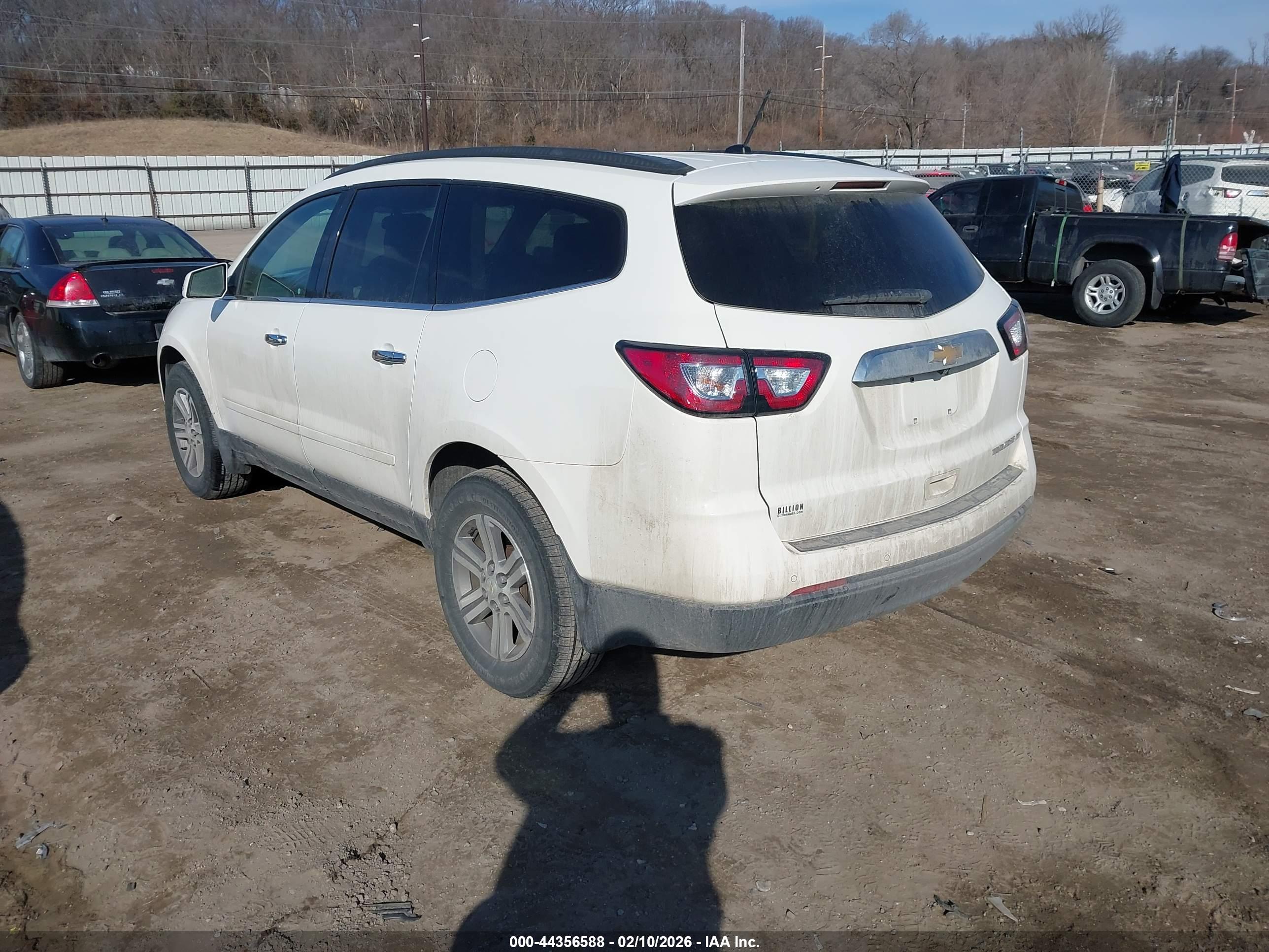 CHEVROLET TRAVERSE image 3