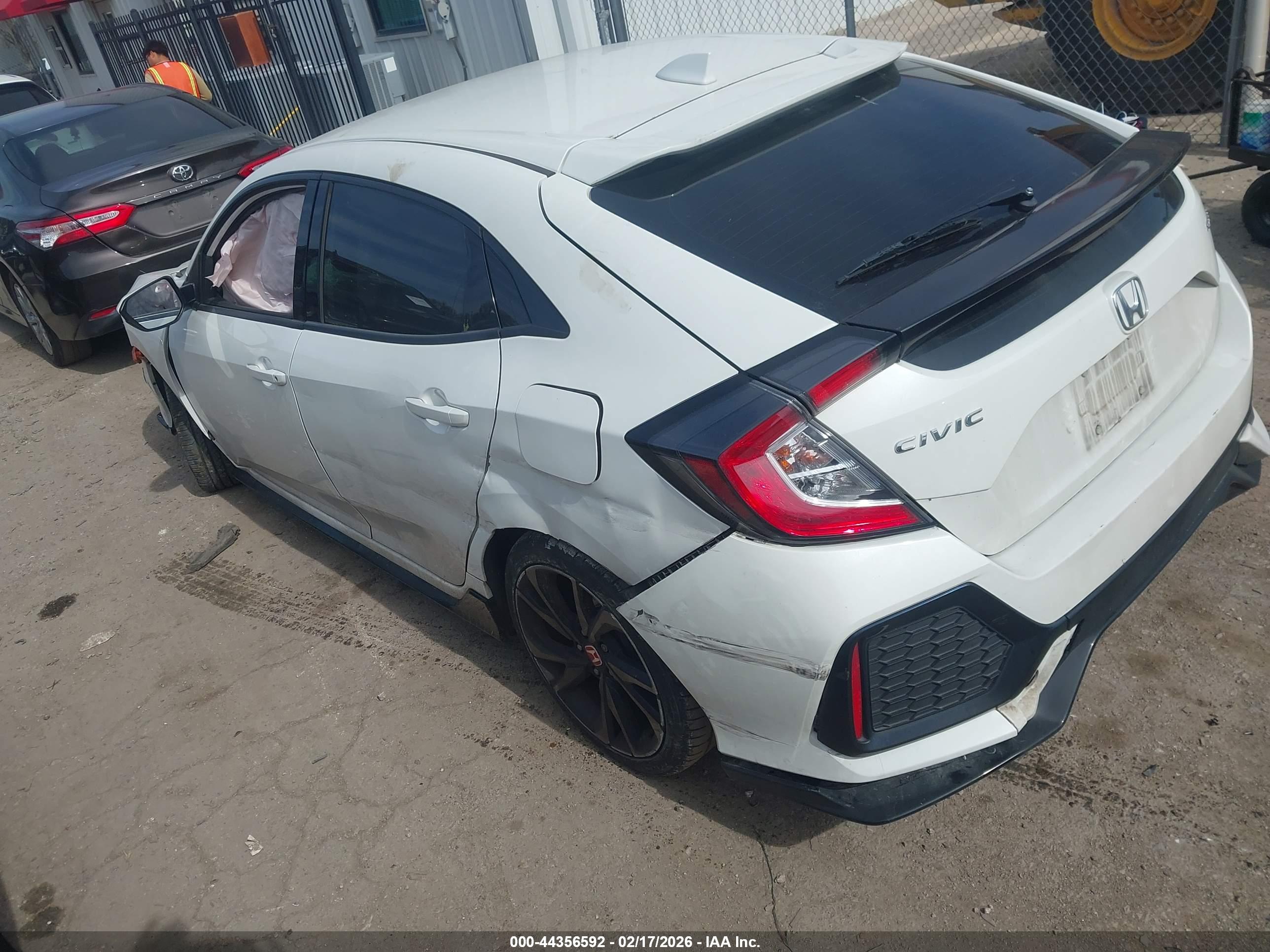 HONDA CIVIC image 3