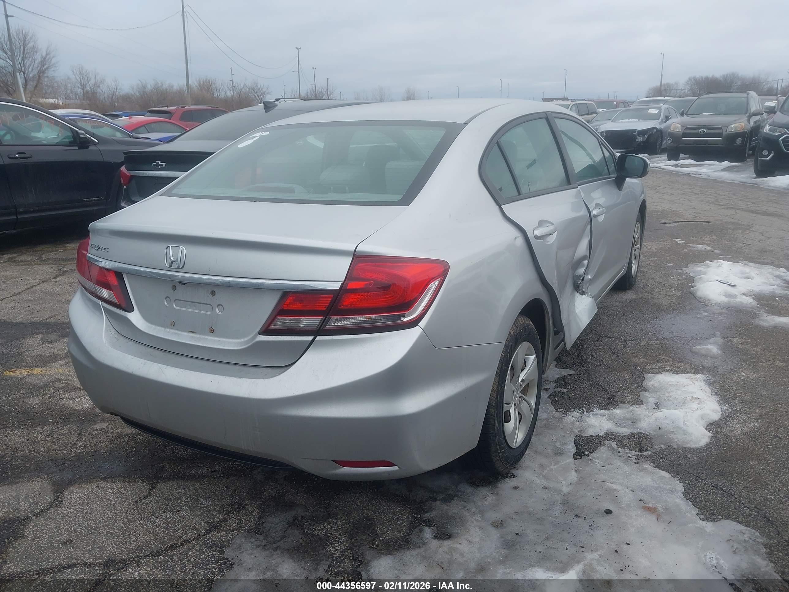 HONDA CIVIC image 4