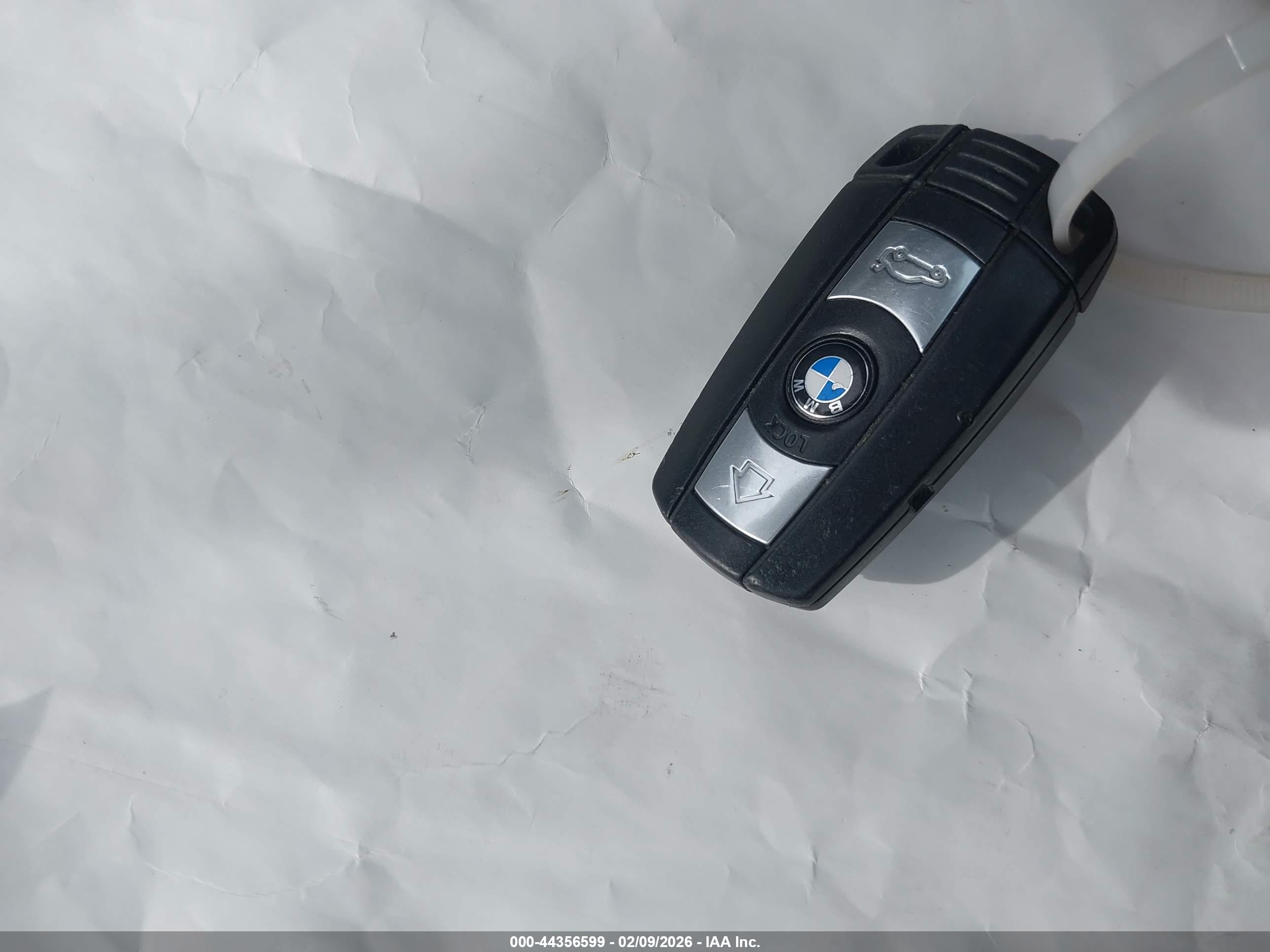 BMW 335I image 11
