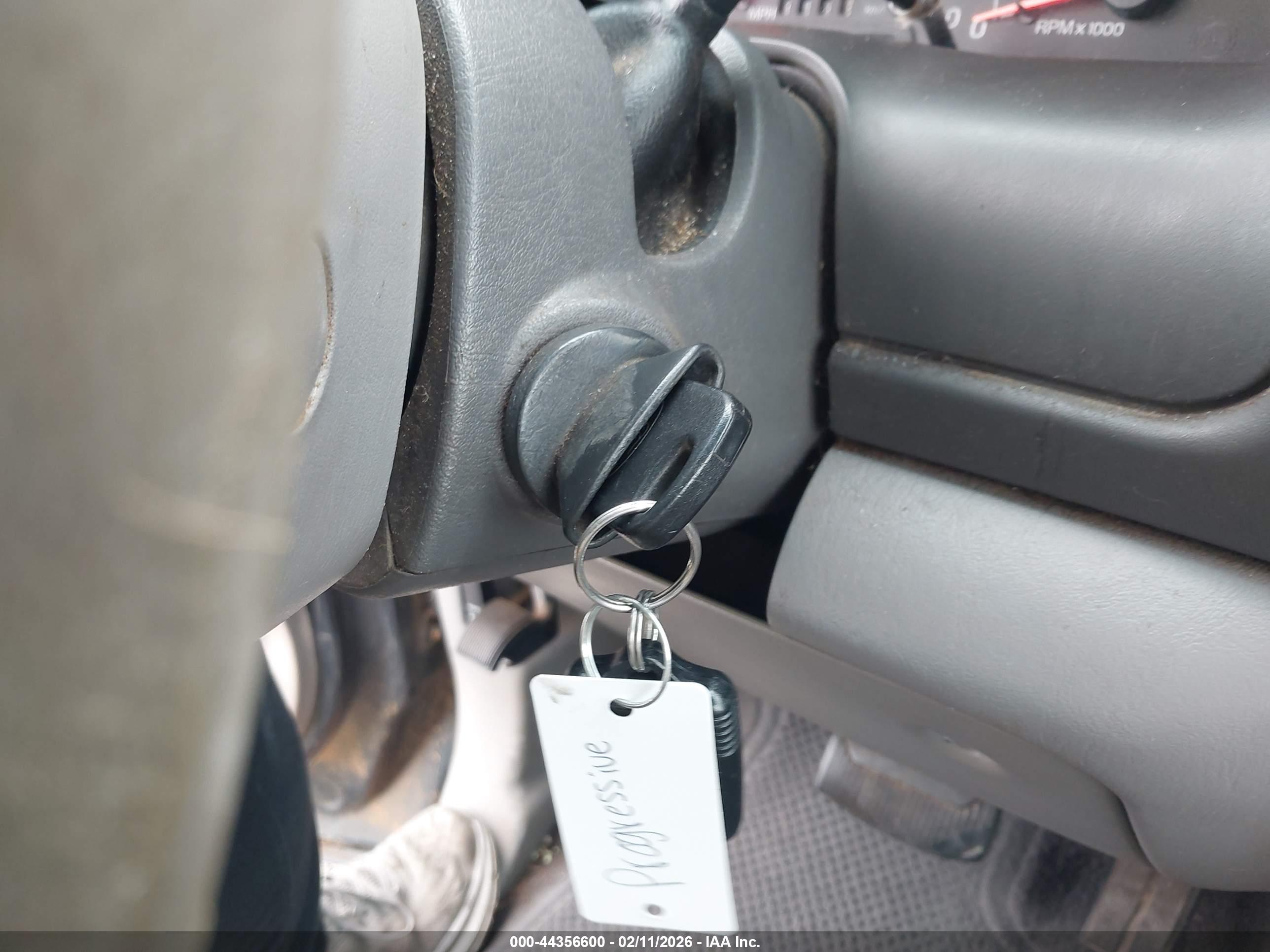 FORD EXCURSION image 11