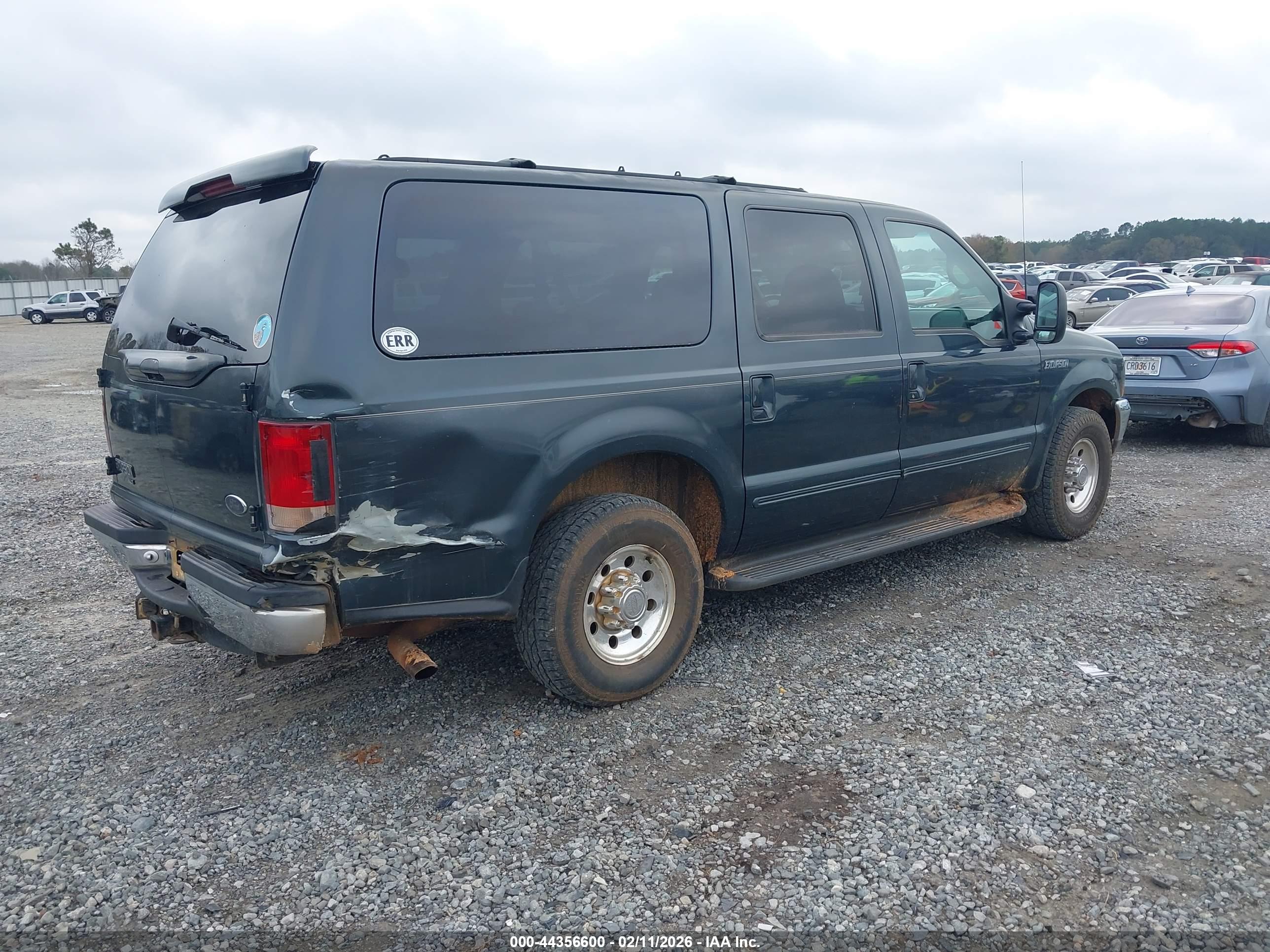 FORD EXCURSION image 4