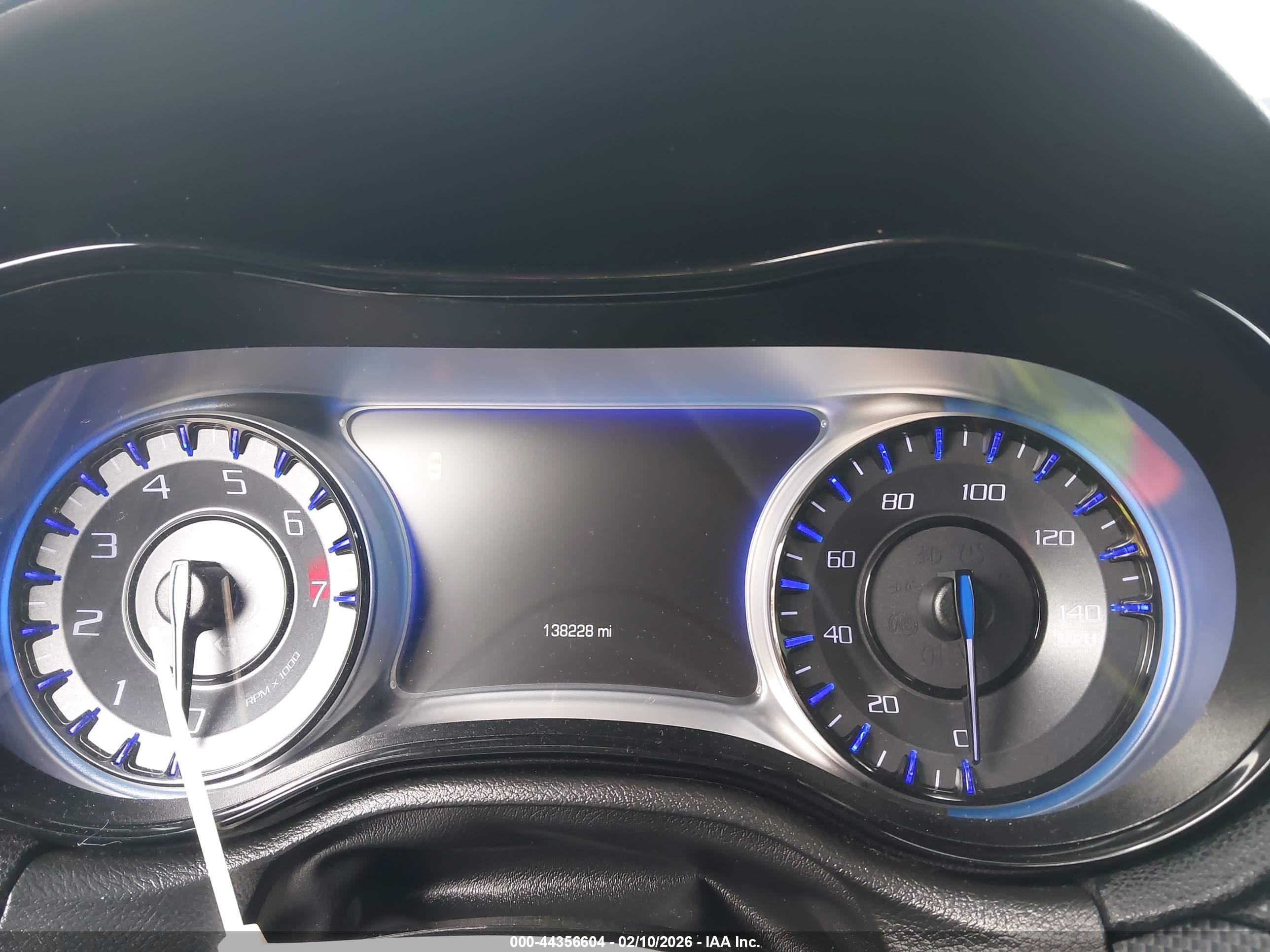 CHRYSLER 300 image 7