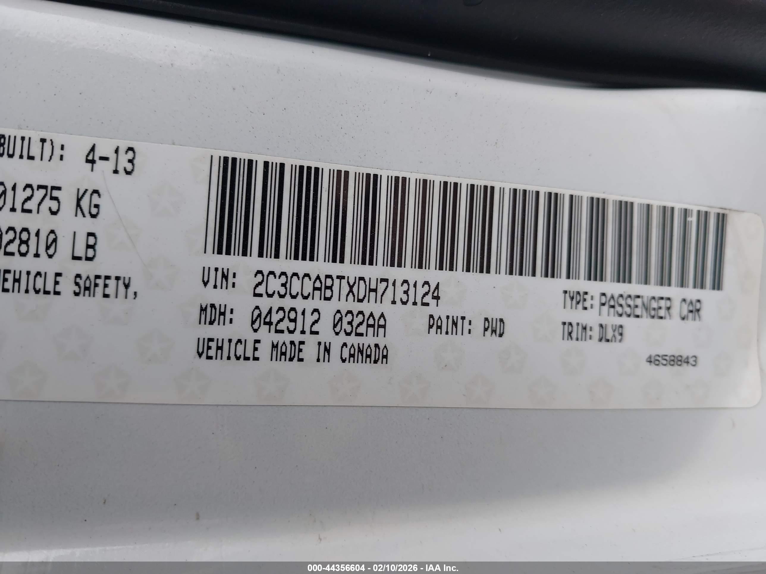 CHRYSLER 300 image 9