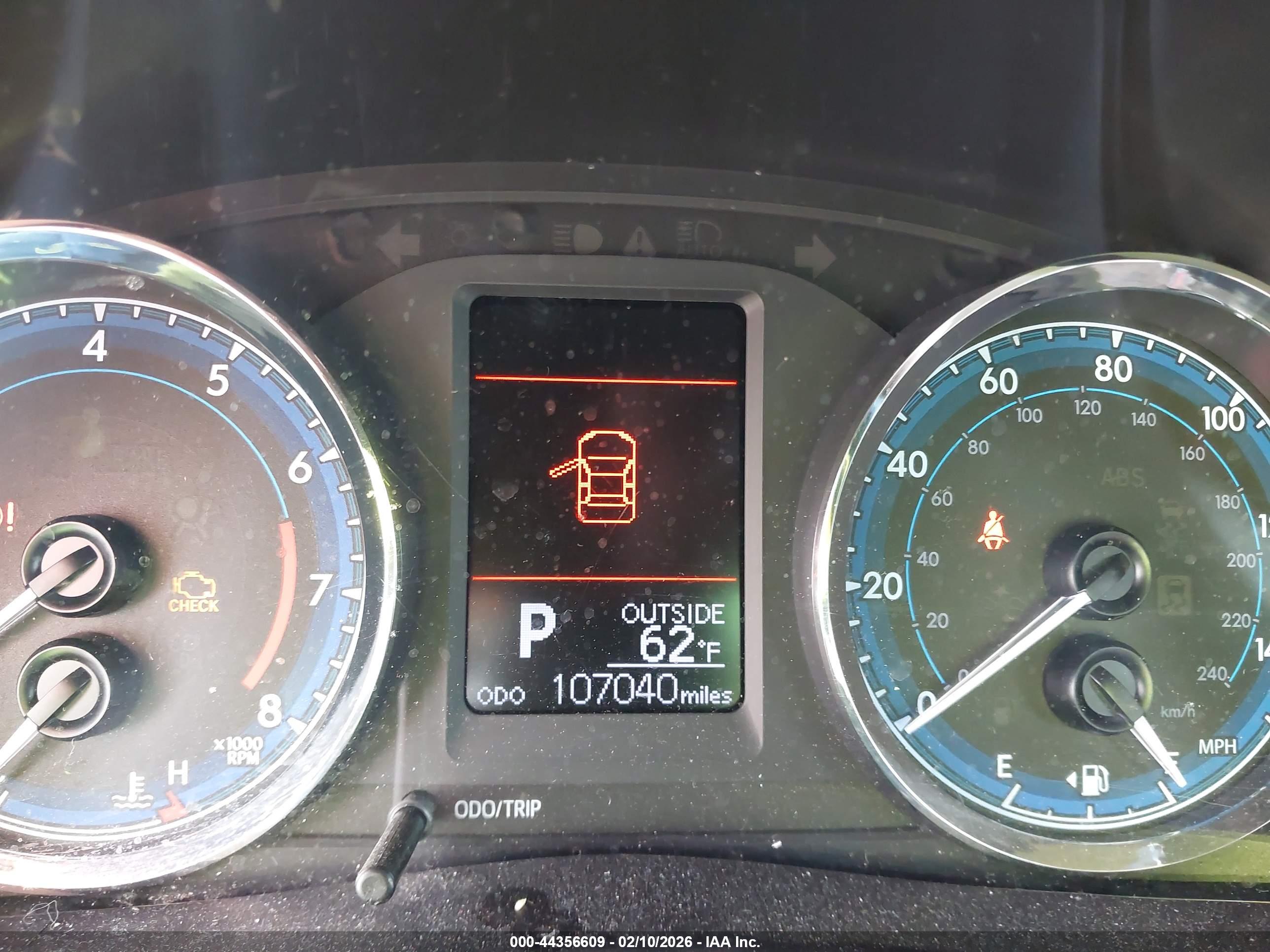 TOYOTA COROLLA image 7