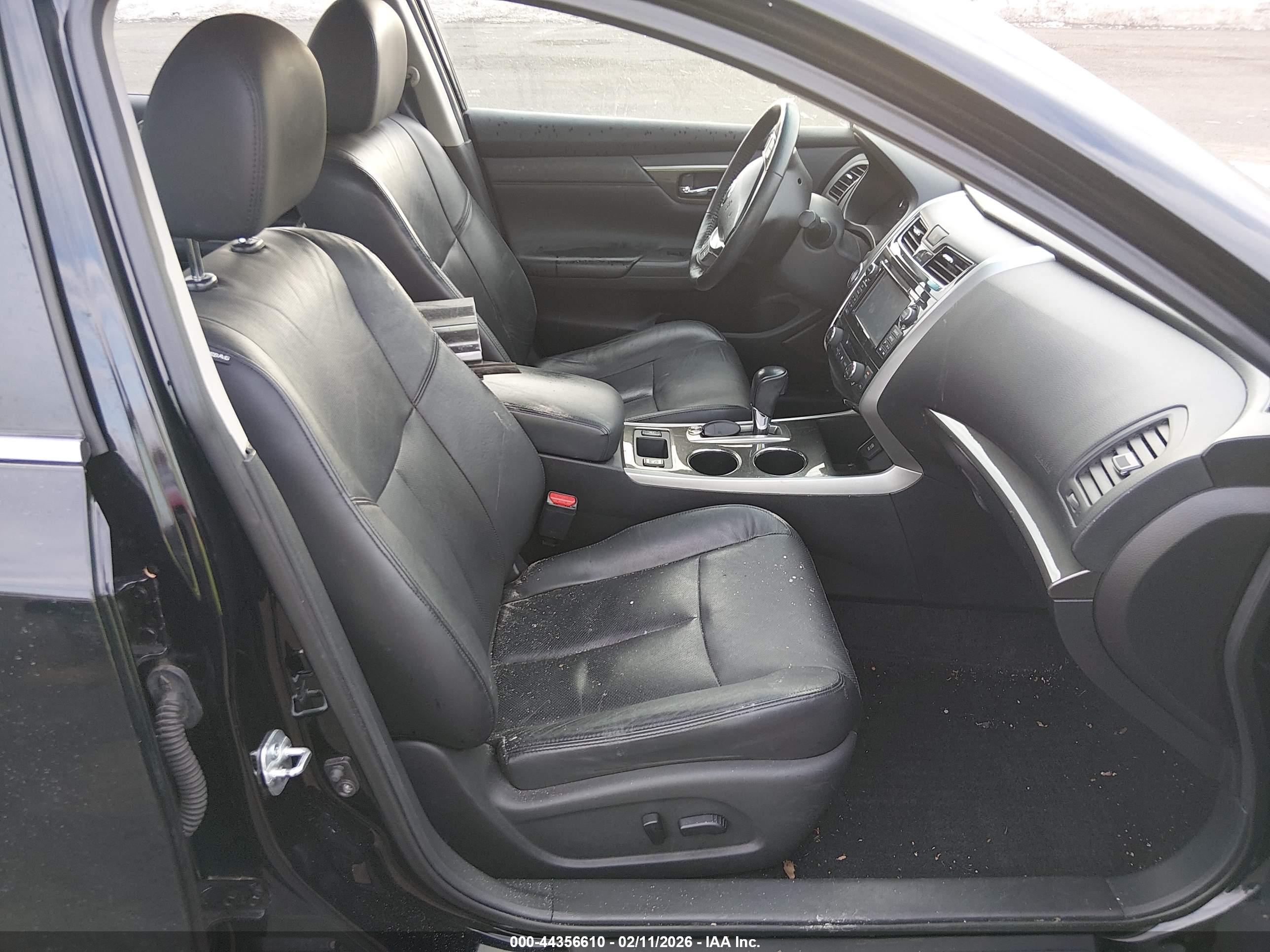 NISSAN ALTIMA image 5