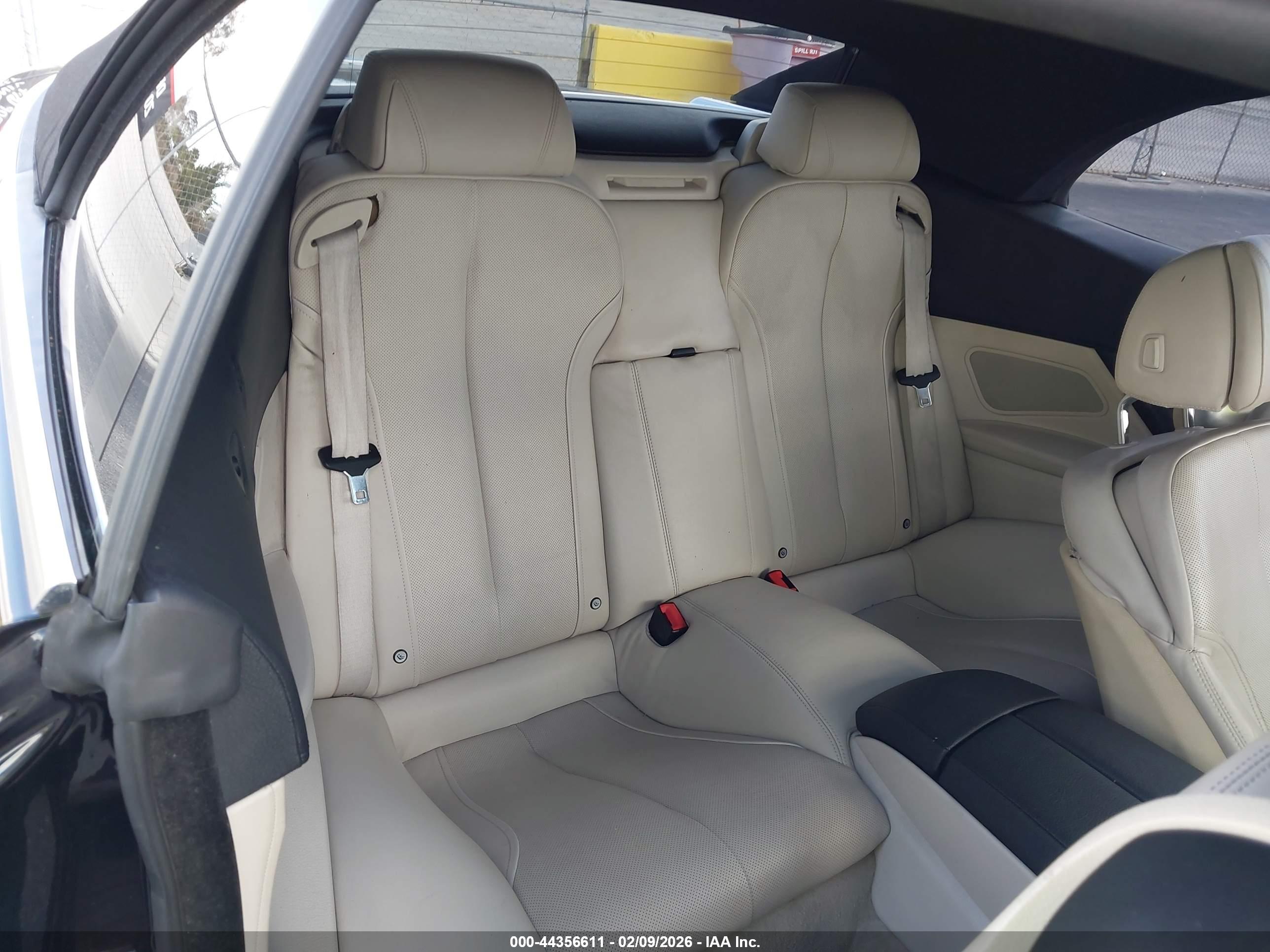BMW 650I image 8