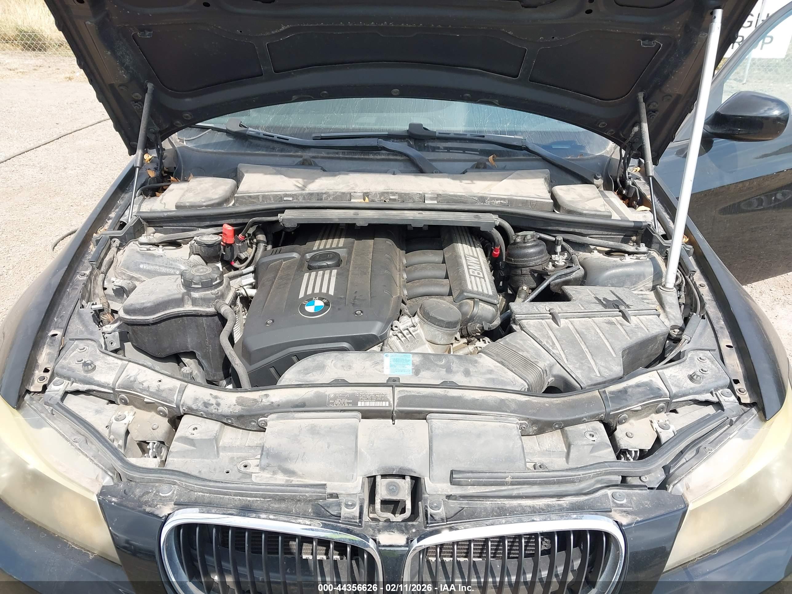 BMW 328I image 10