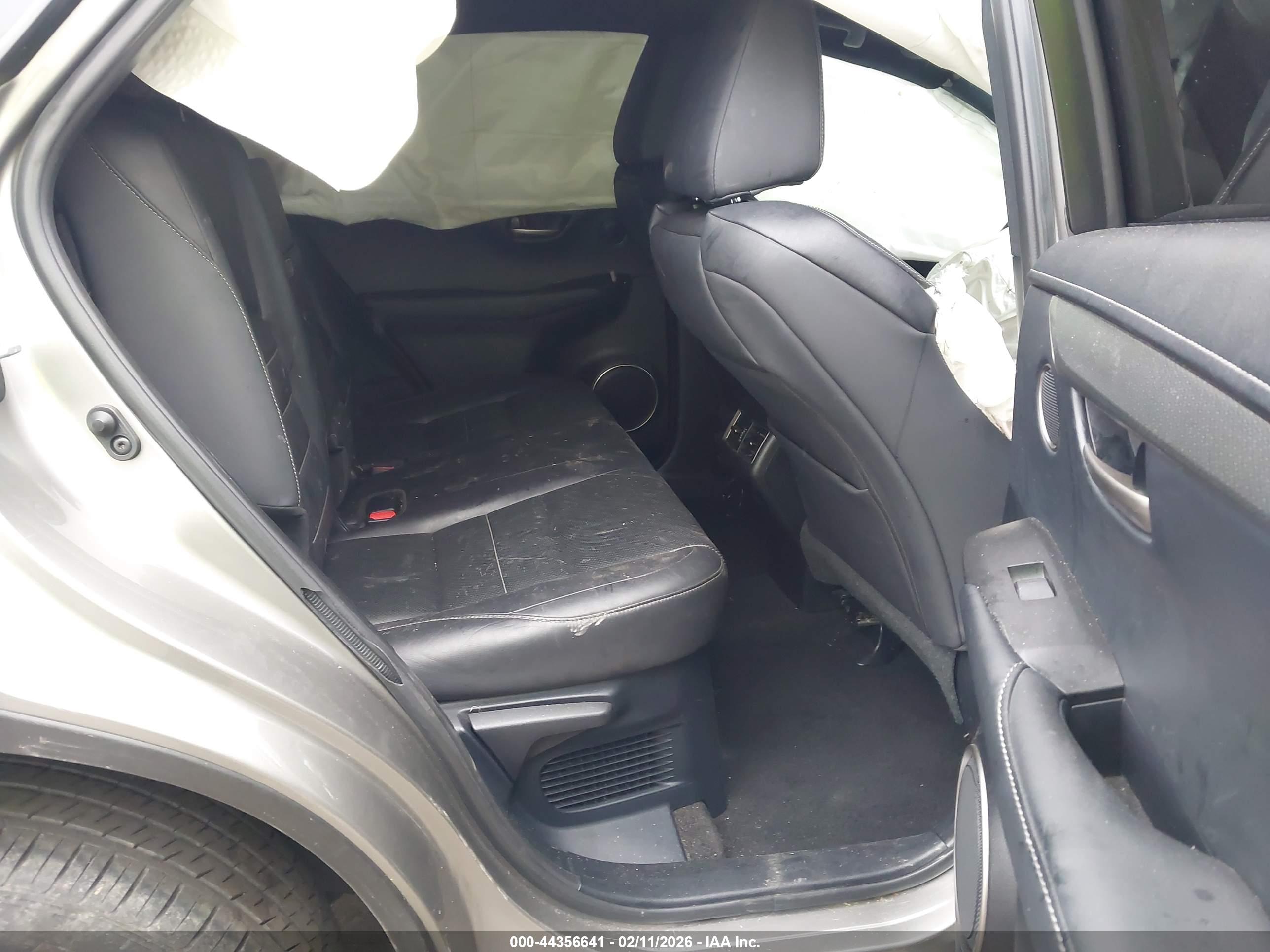 LEXUS NX image 8