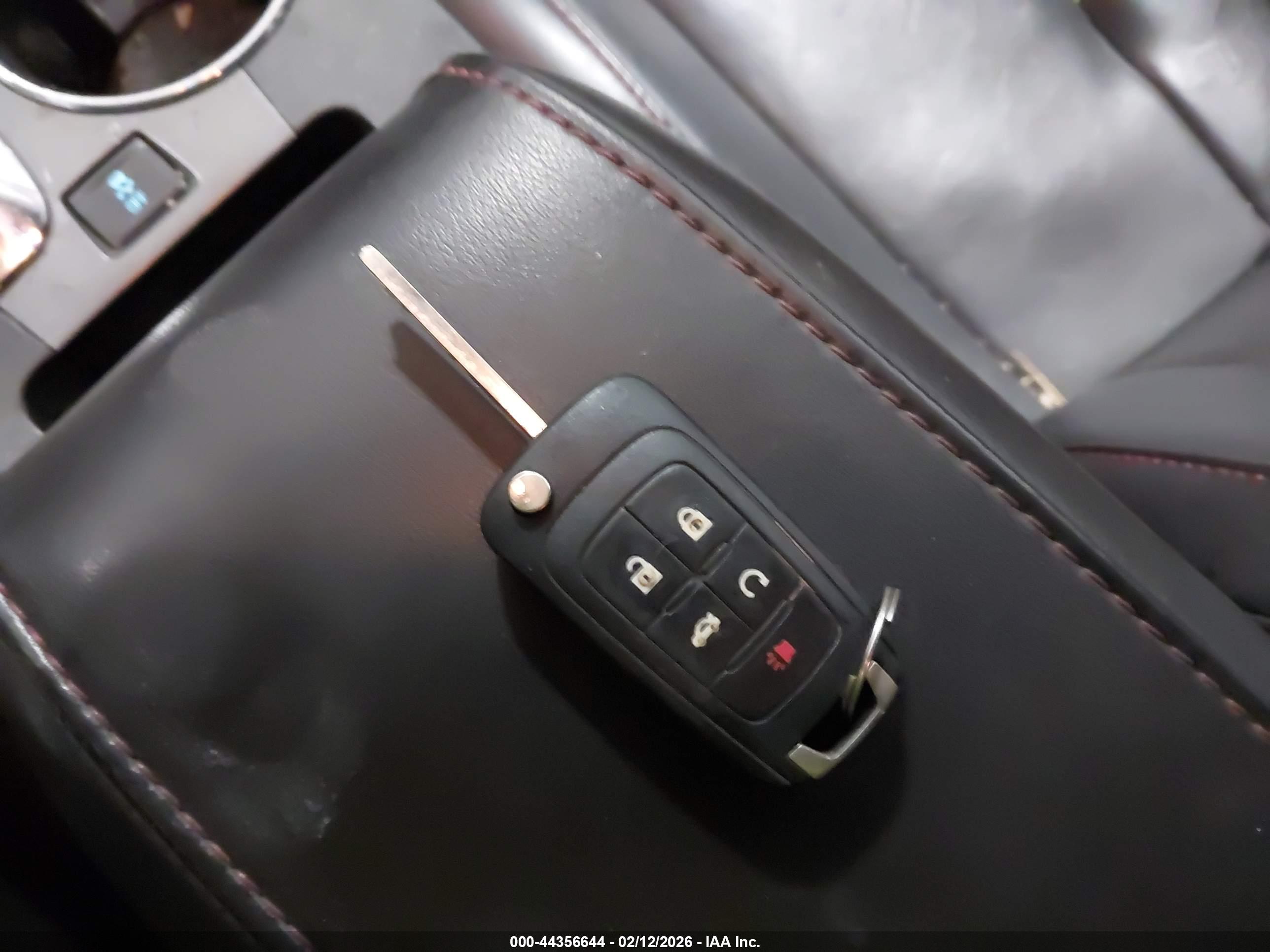 CHEVROLET EQUINOX image 11