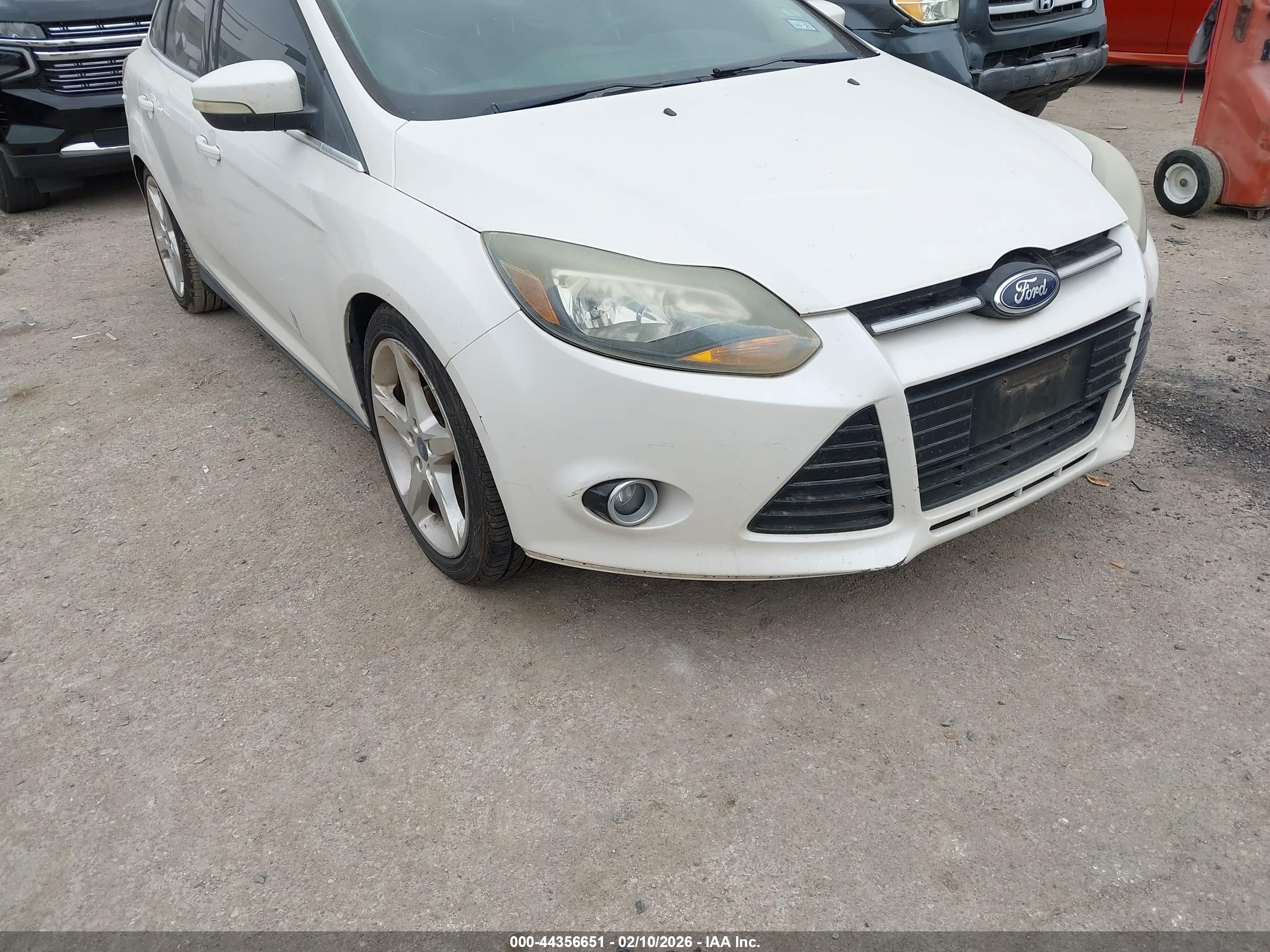 FORD FOCUS image 6
