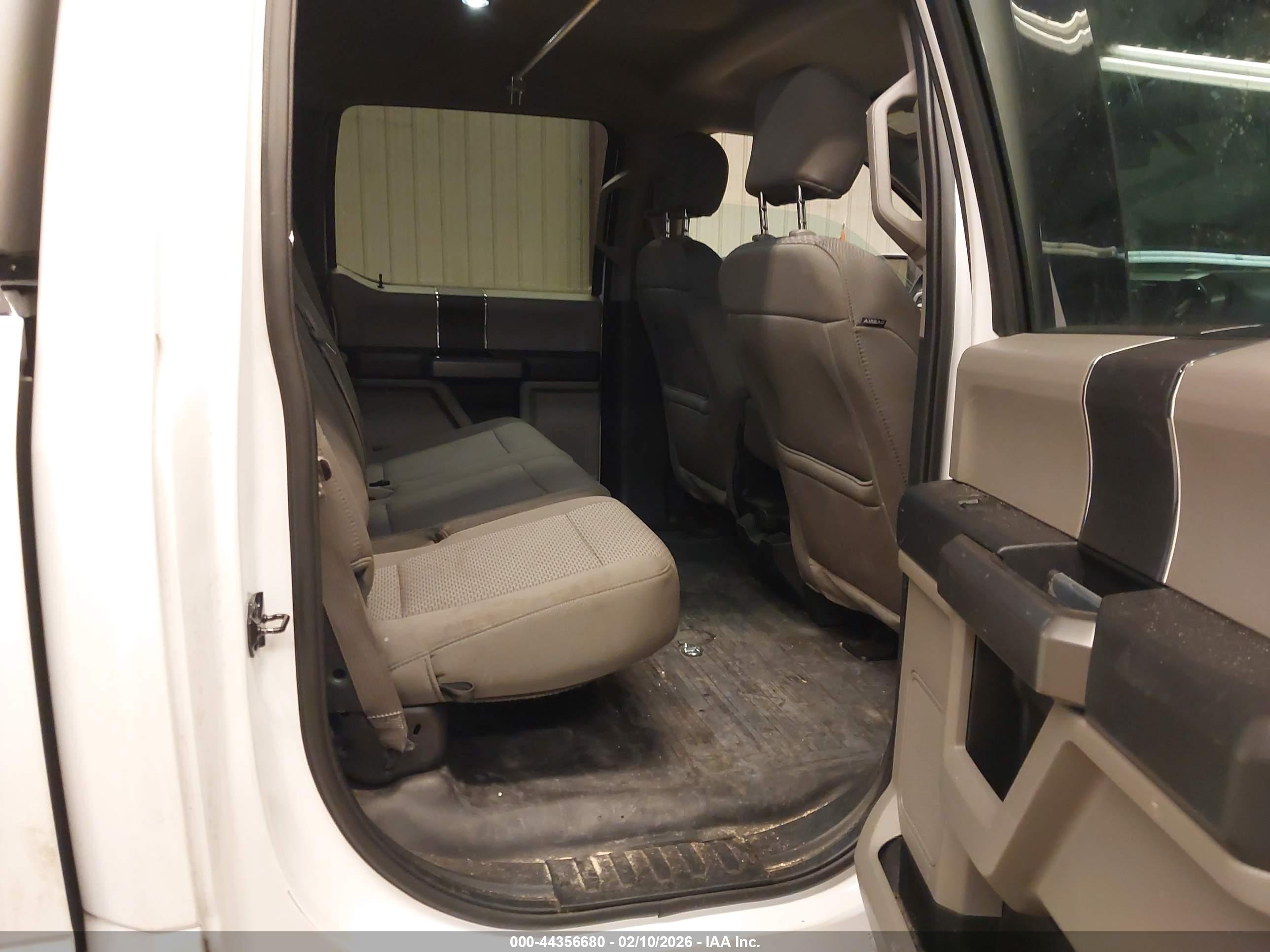FORD F-150 image 8