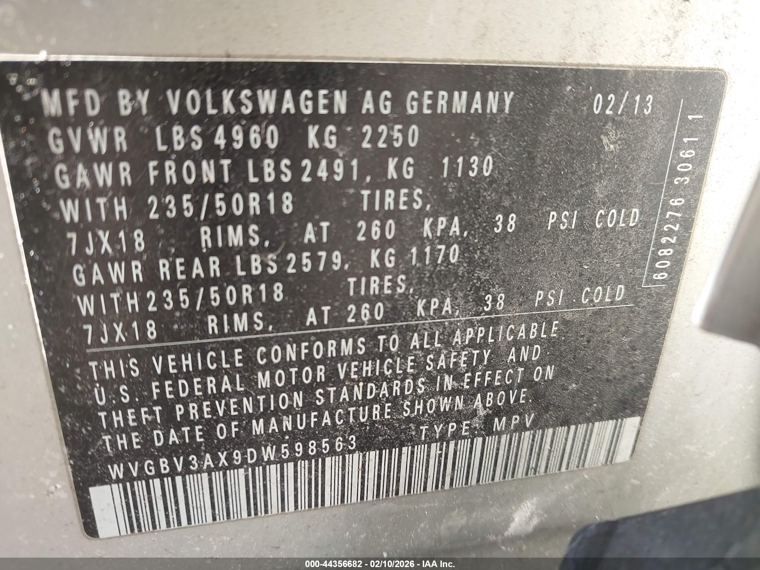 VOLKSWAGEN TIGUAN image 9