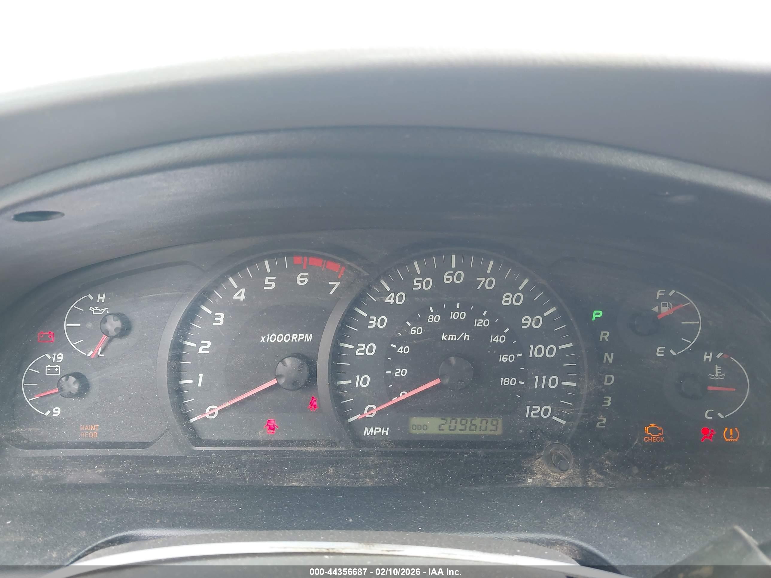 TOYOTA TUNDRA image 7