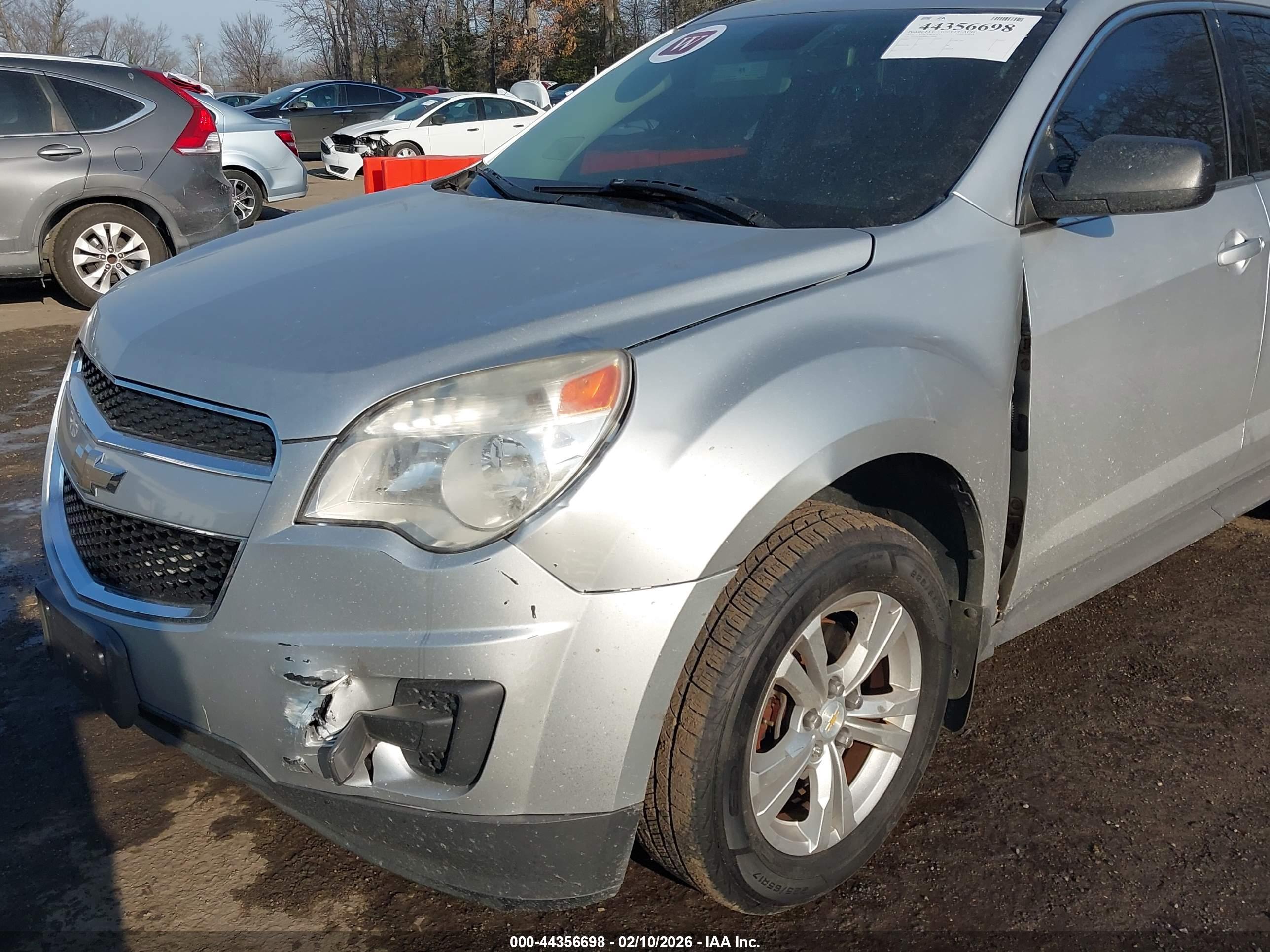 CHEVROLET EQUINOX image 6