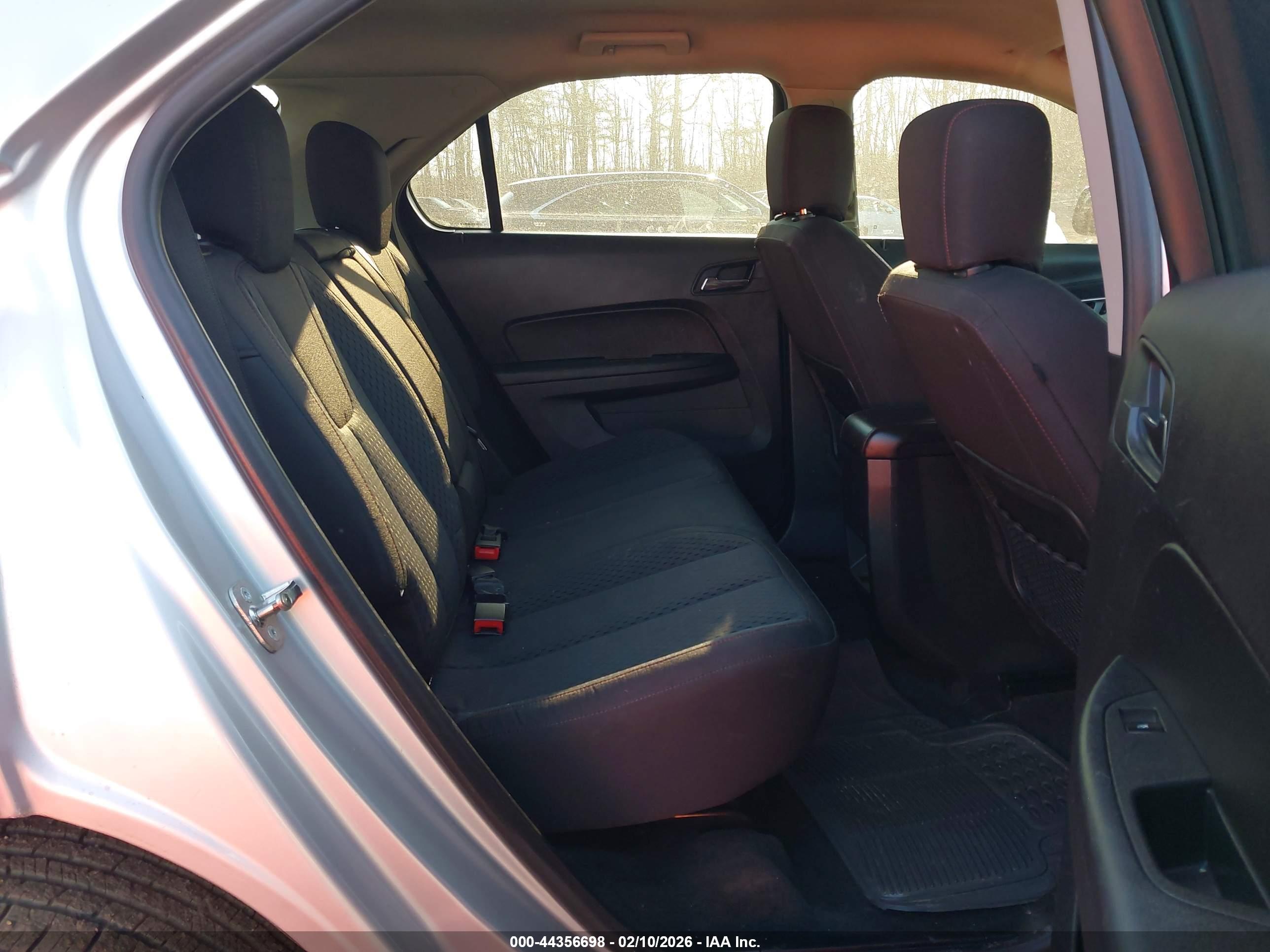 CHEVROLET EQUINOX image 8