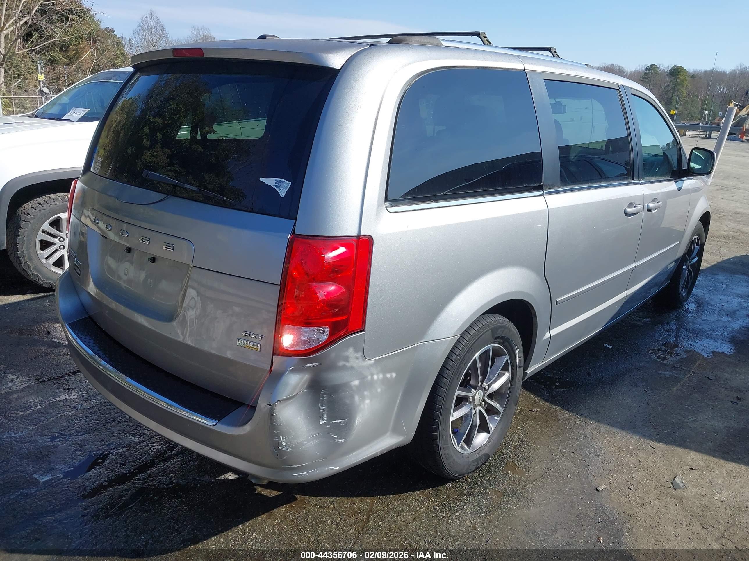 DODGE GRAND image 4