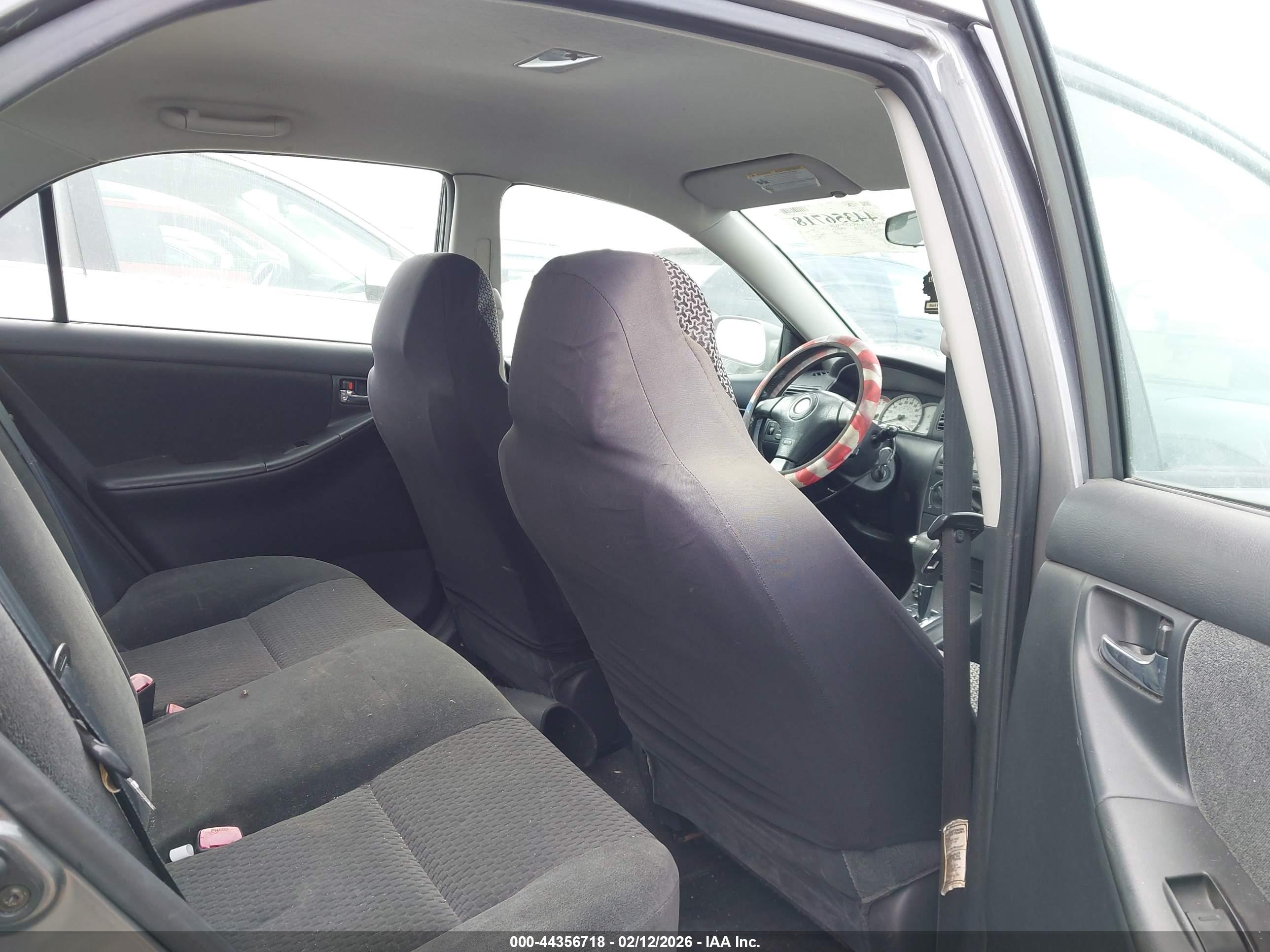 TOYOTA COROLLA image 8