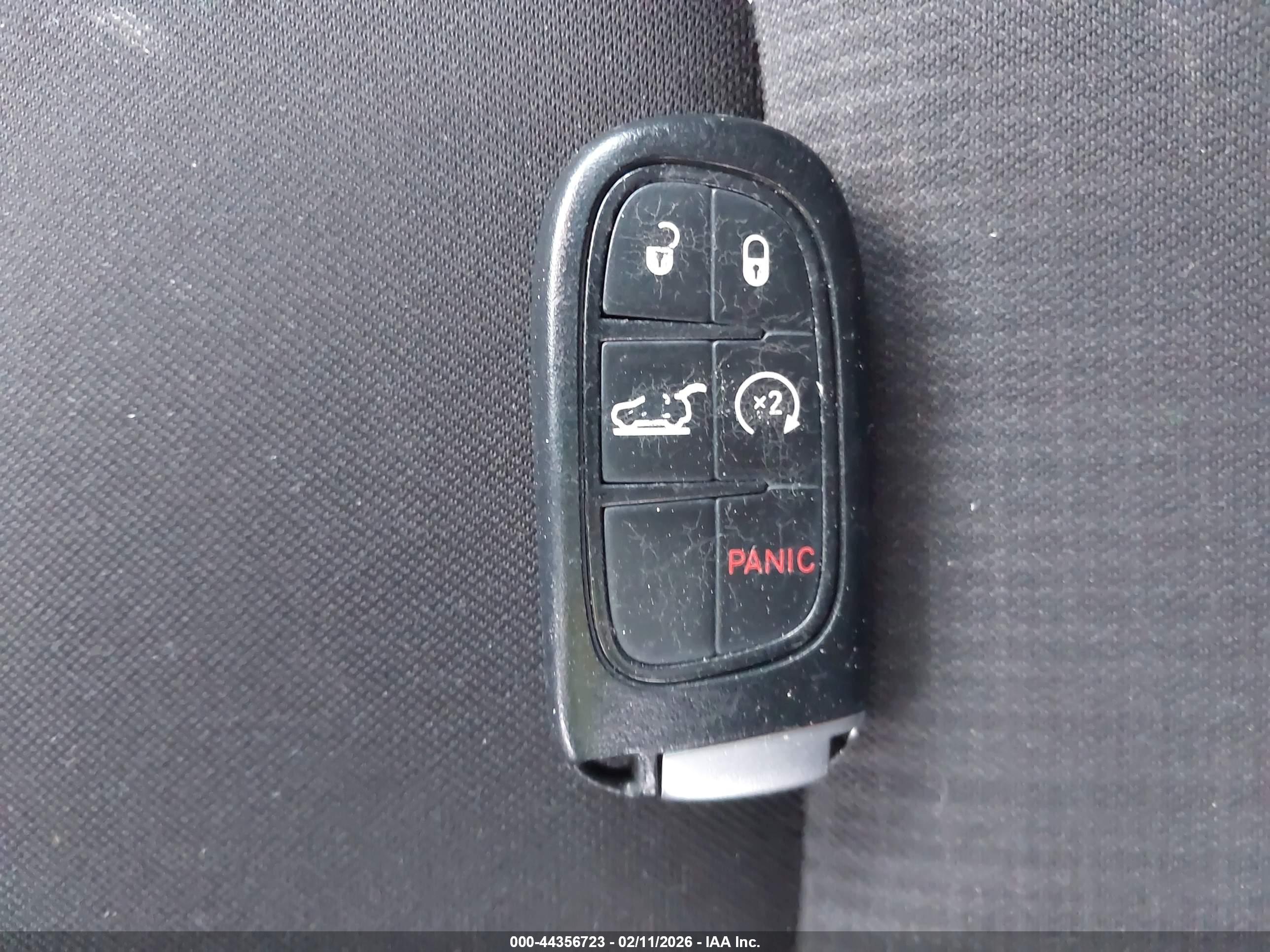 JEEP CHEROKEE image 11