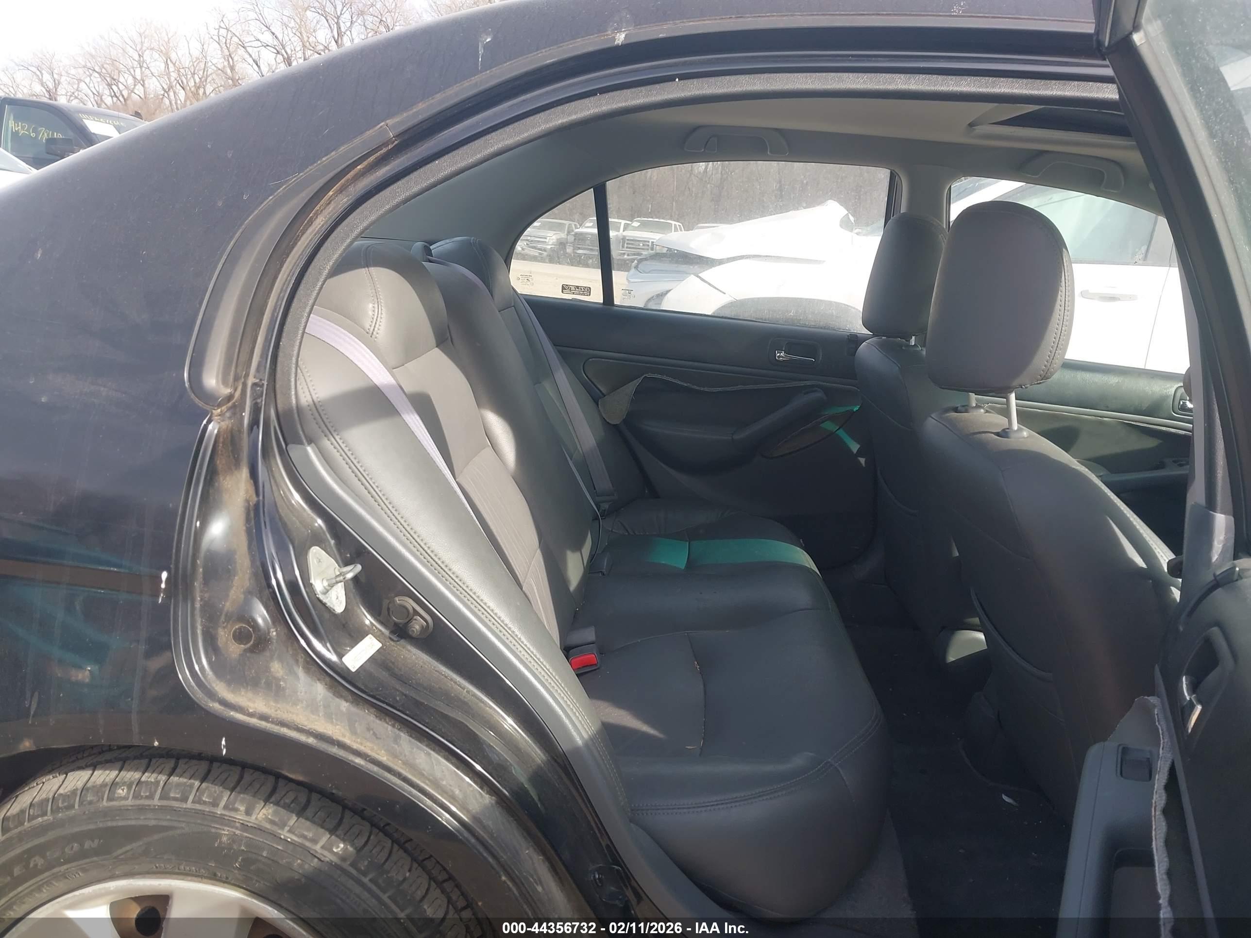 HONDA CIVIC image 8