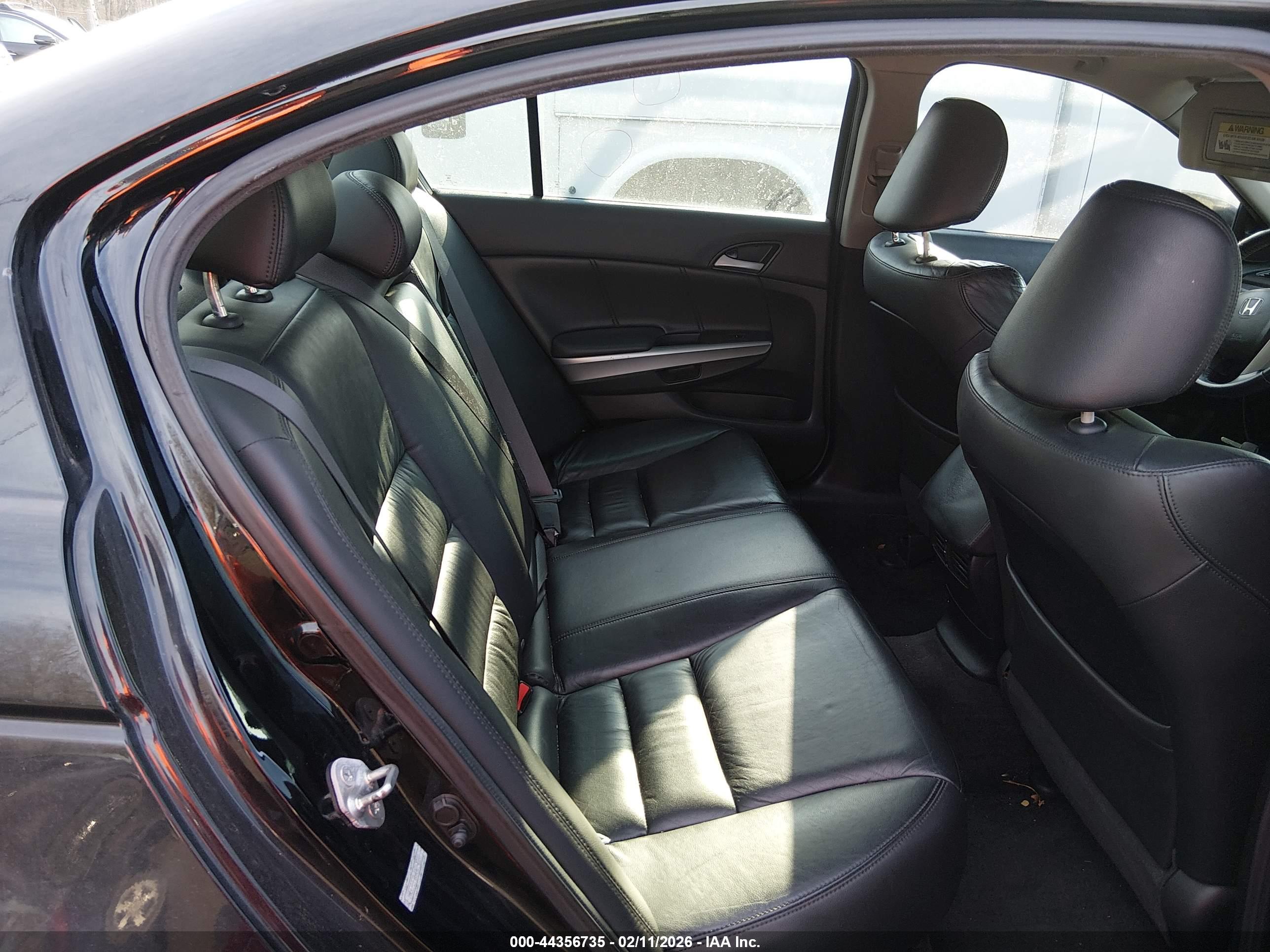 HONDA ACCORD image 8