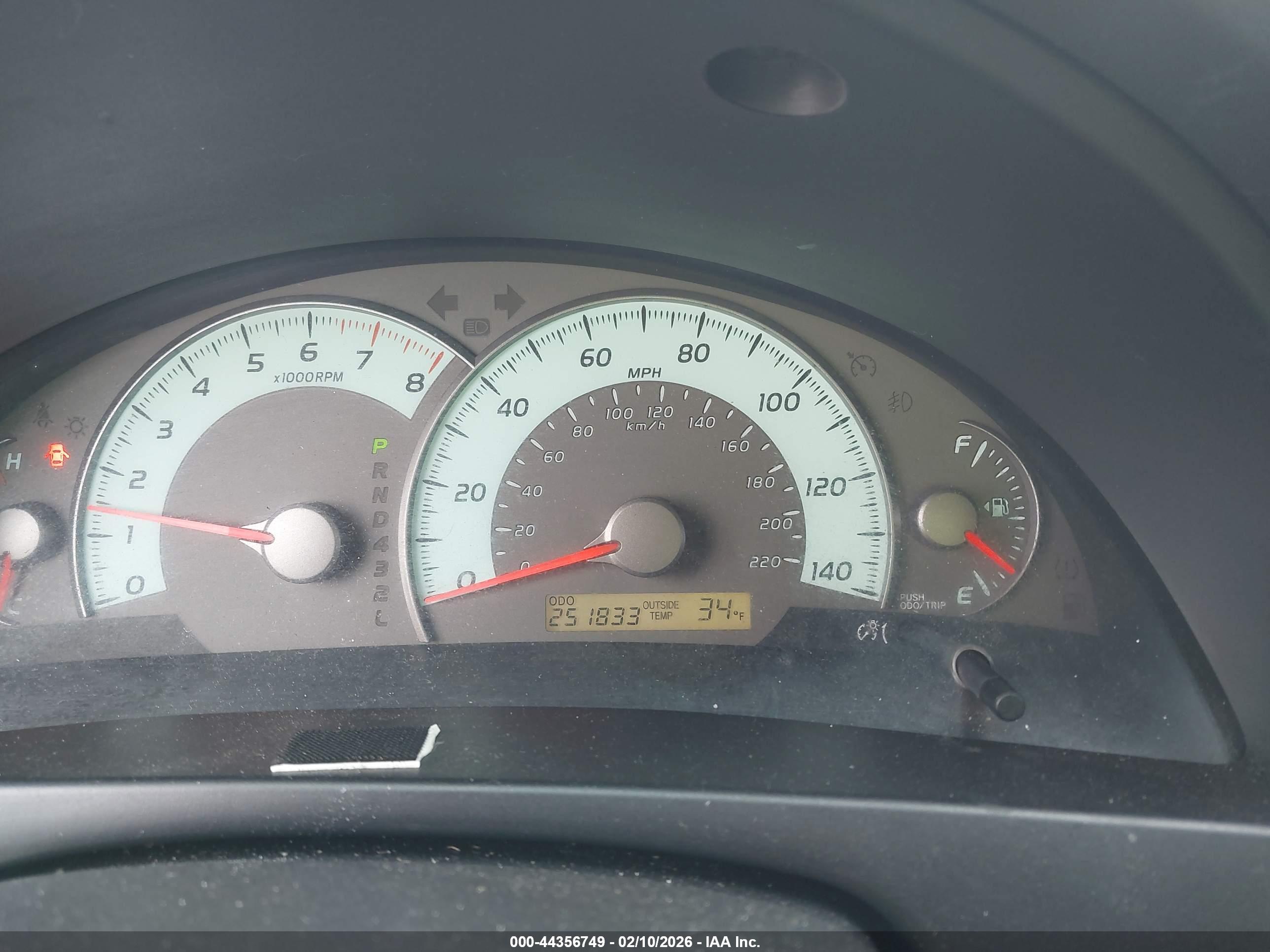 TOYOTA CAMRY image 7