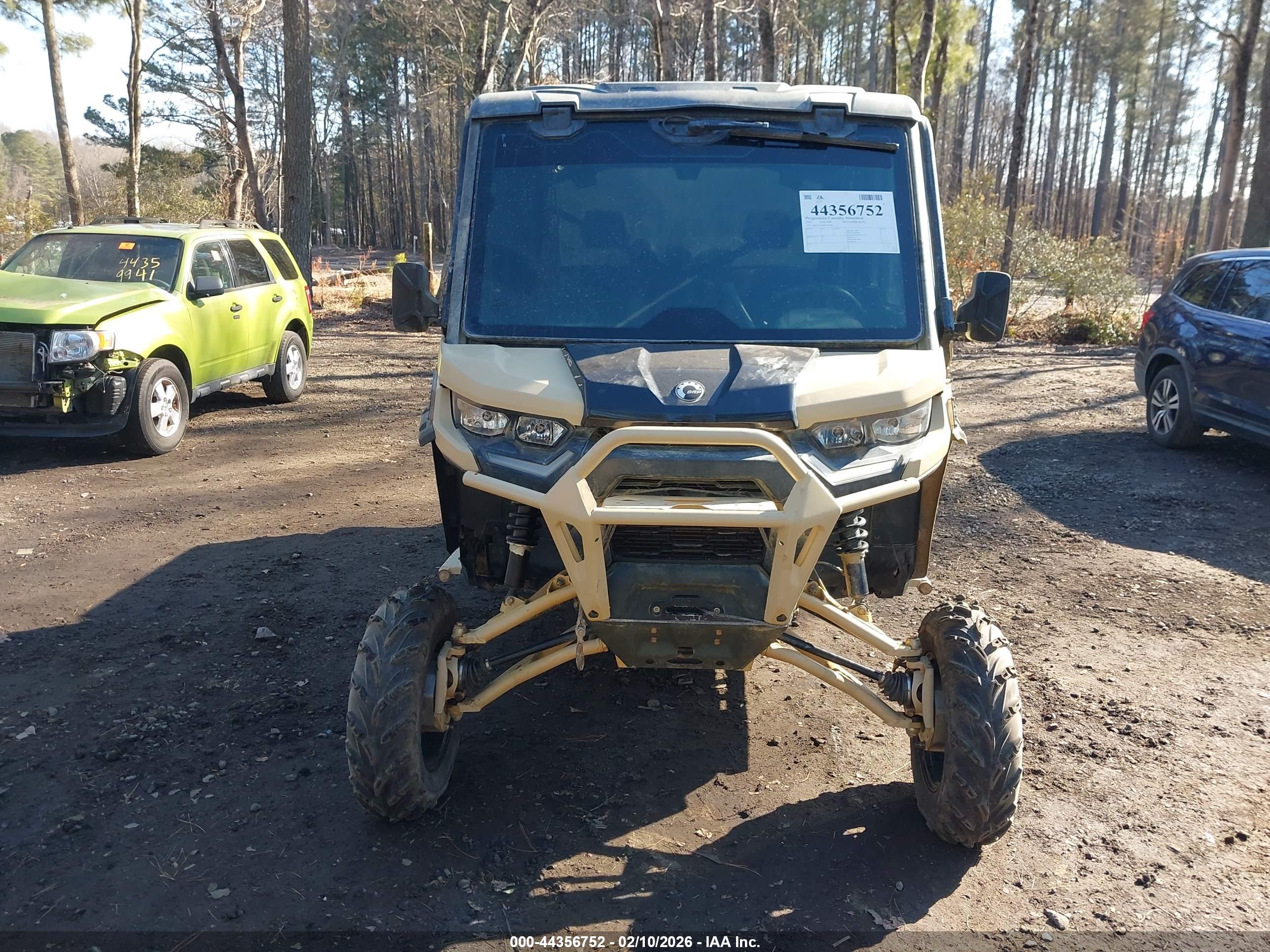 CAN-AM DEFENDER image 5