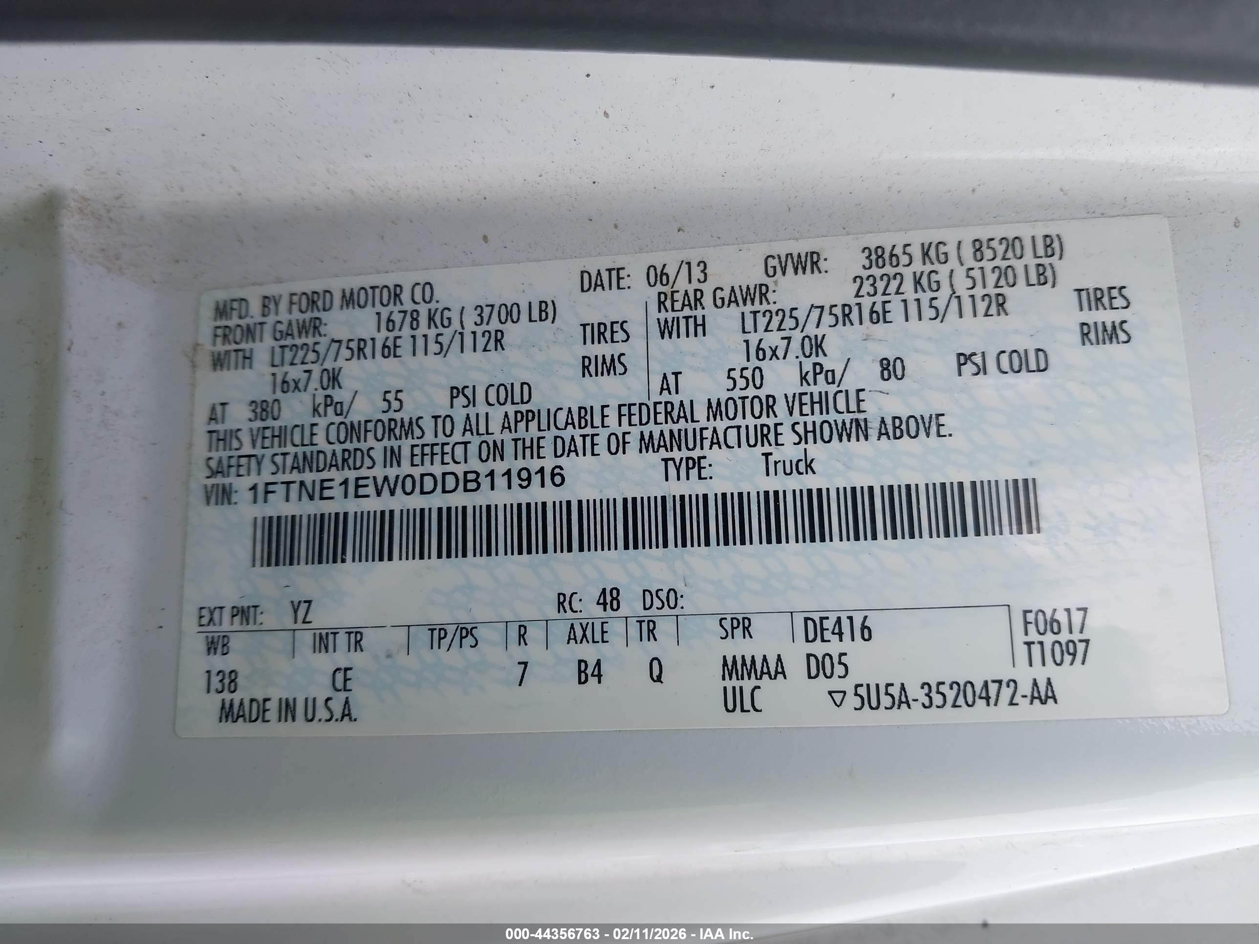 FORD E-150 image 9