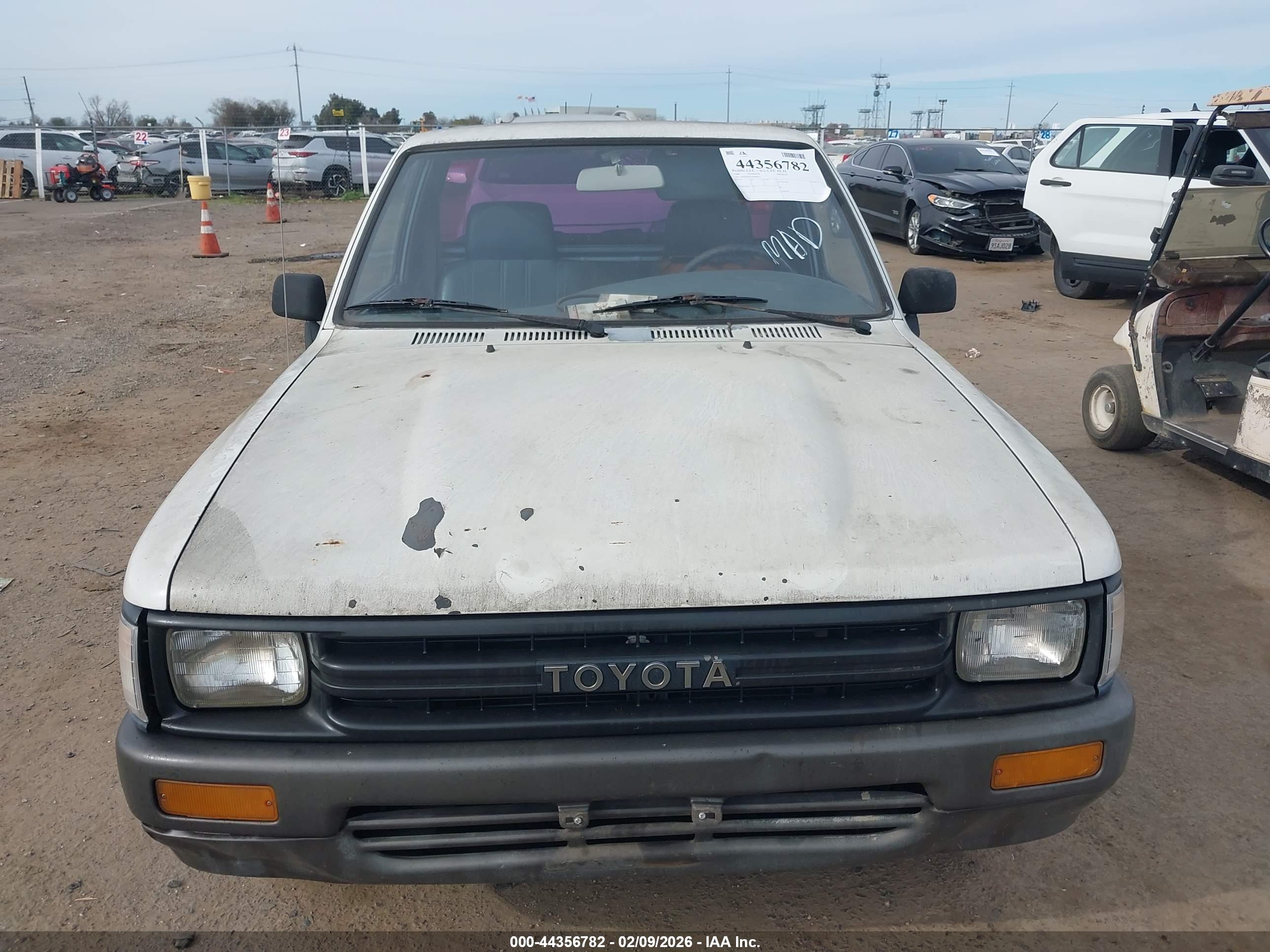 TOYOTA PICKUP image 6
