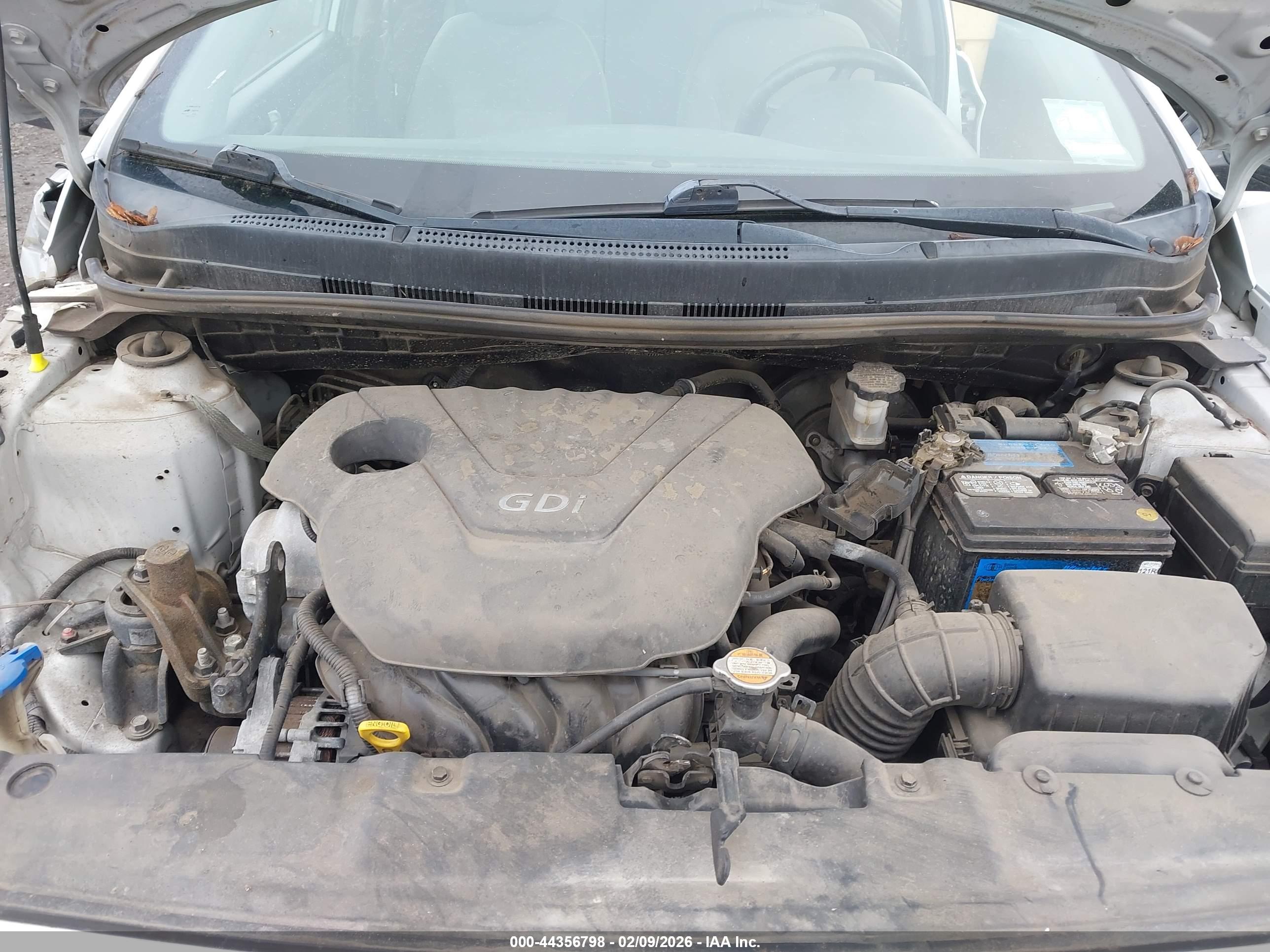 HYUNDAI ACCENT image 10