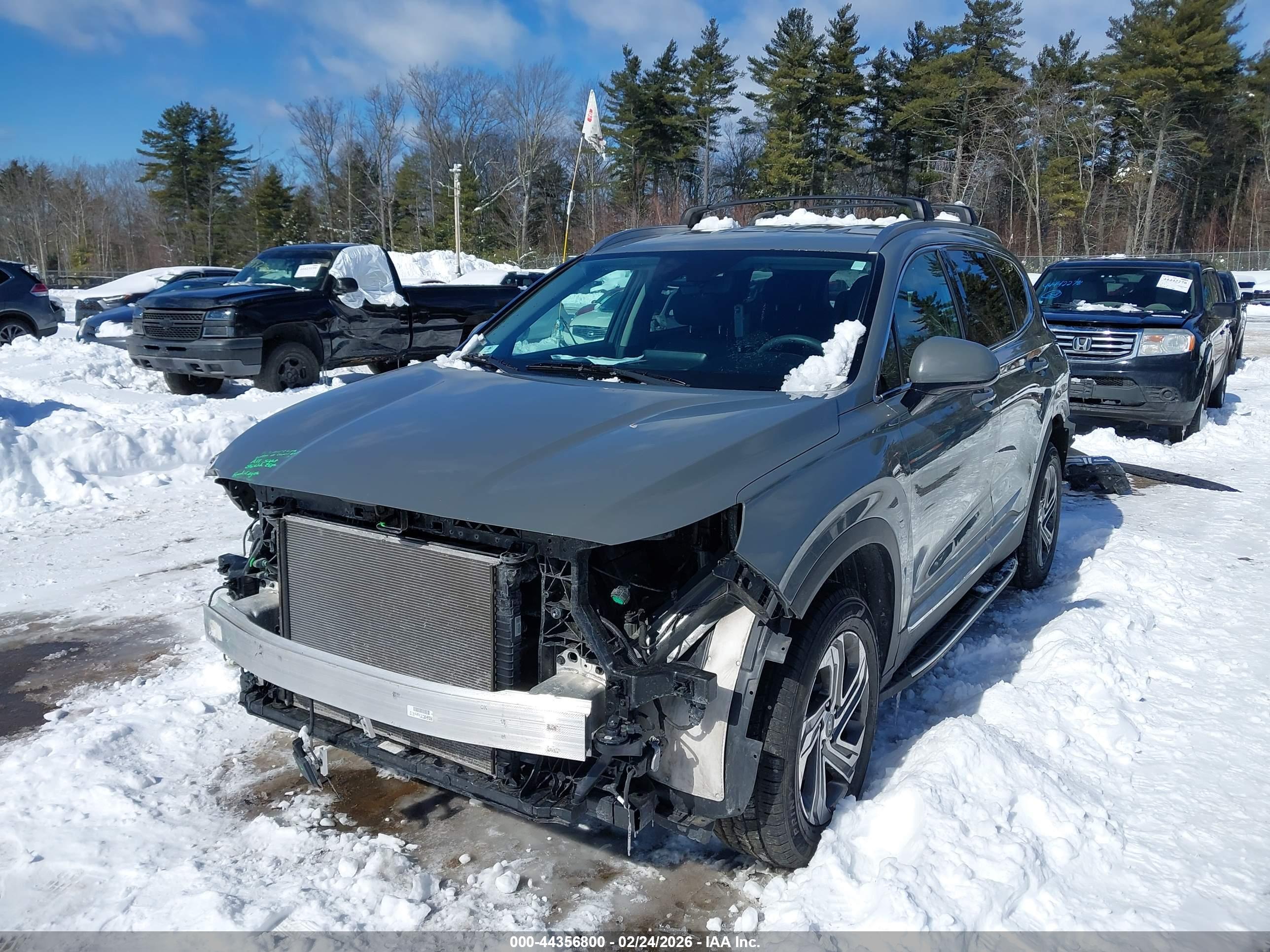 HYUNDAI SANTA image 2