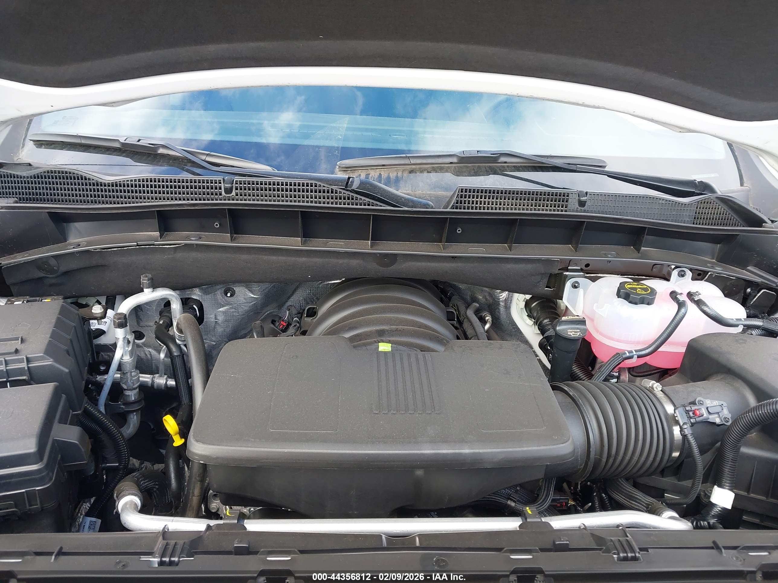 GMC SIERRA image 10