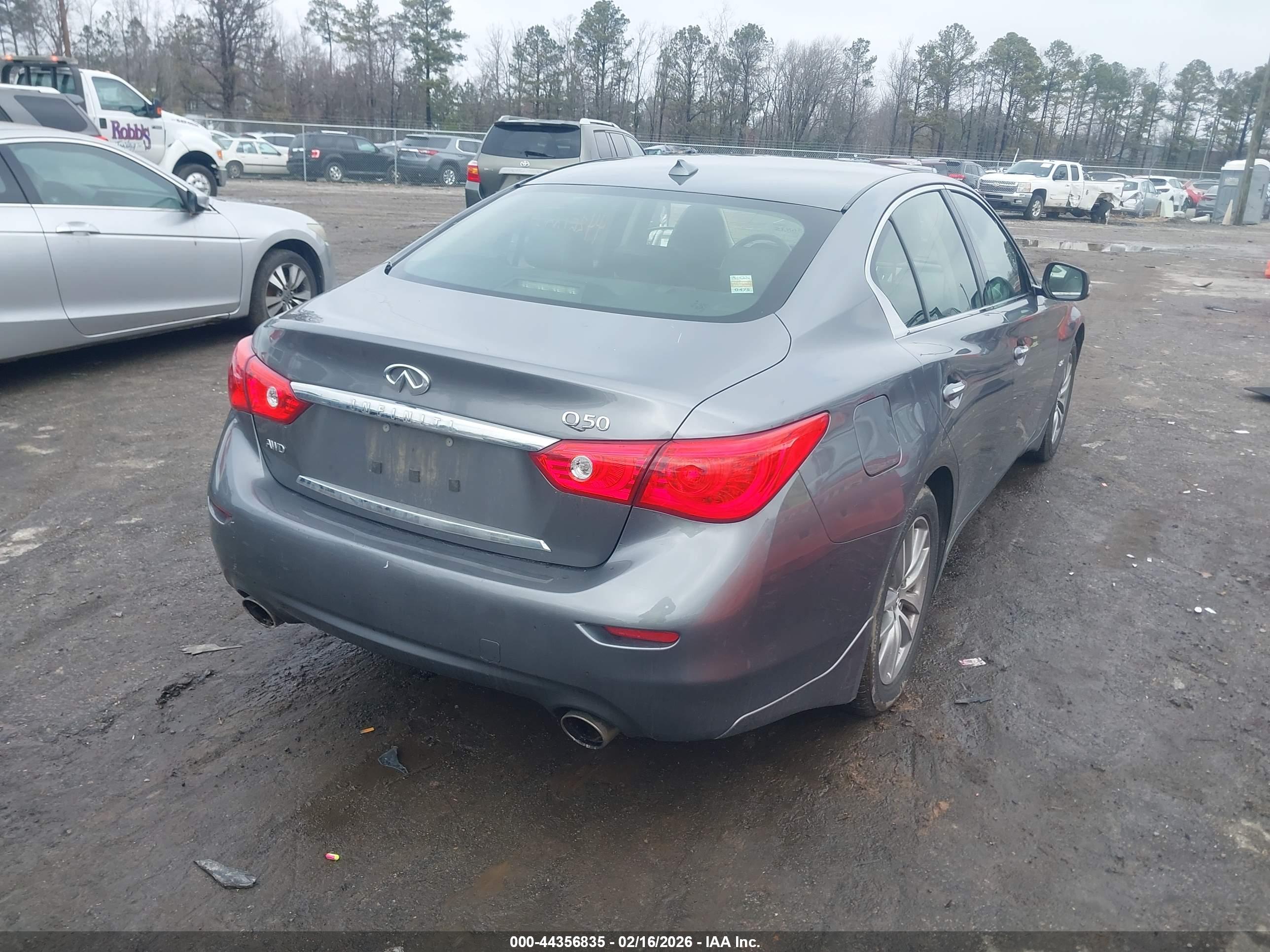 INFINITI Q50 image 4