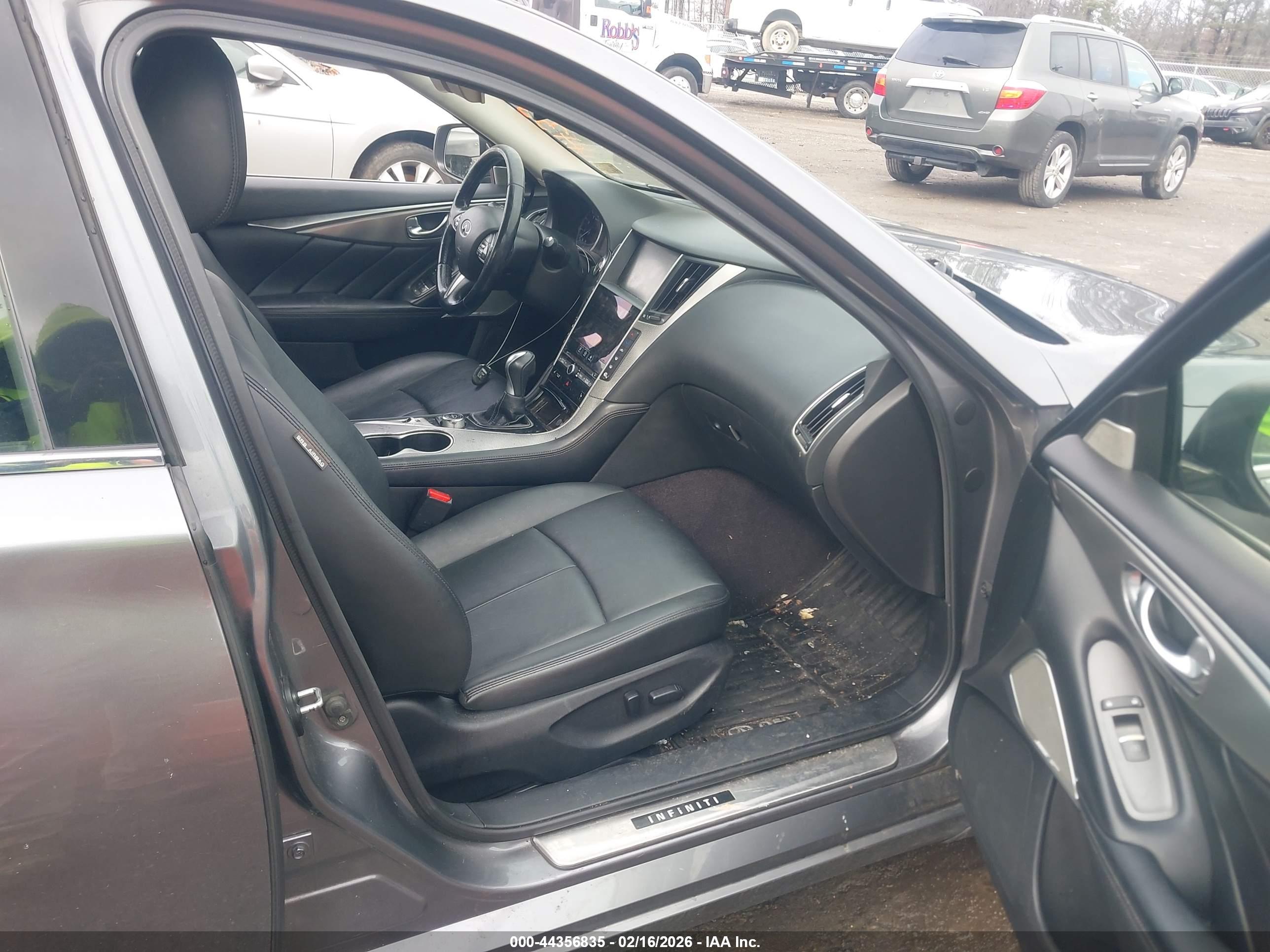 INFINITI Q50 image 5