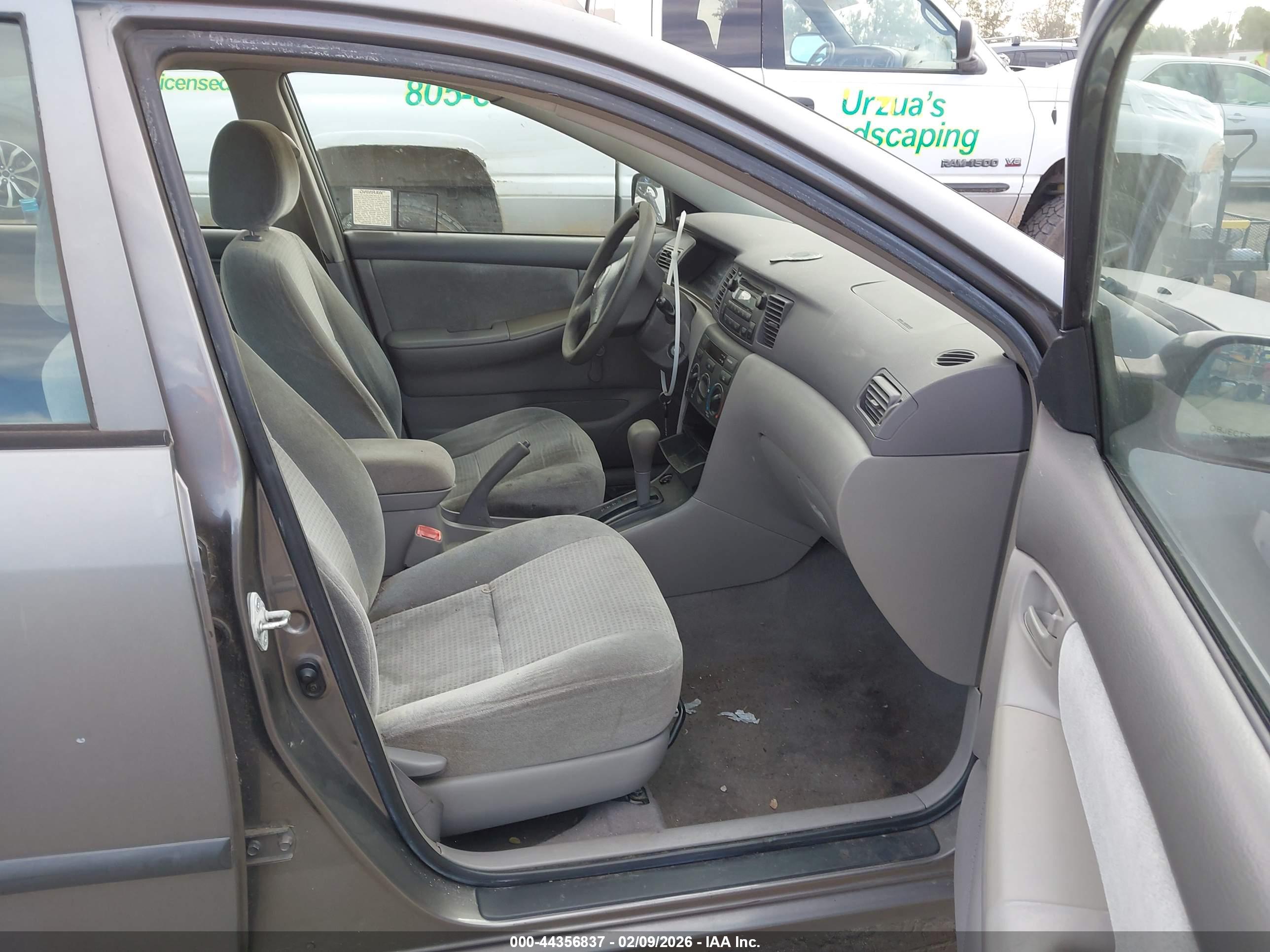 TOYOTA COROLLA image 5
