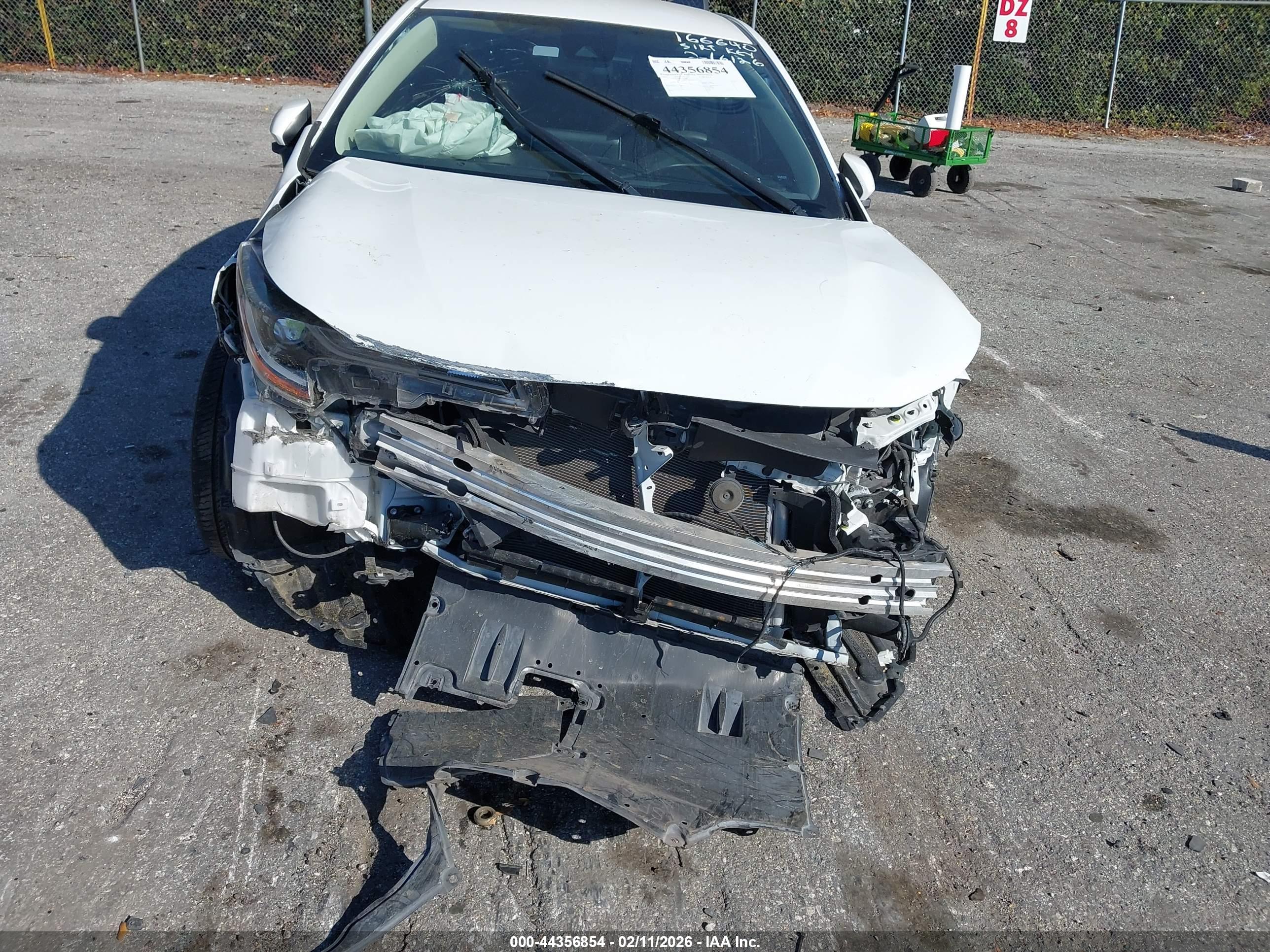 TOYOTA COROLLA image 6