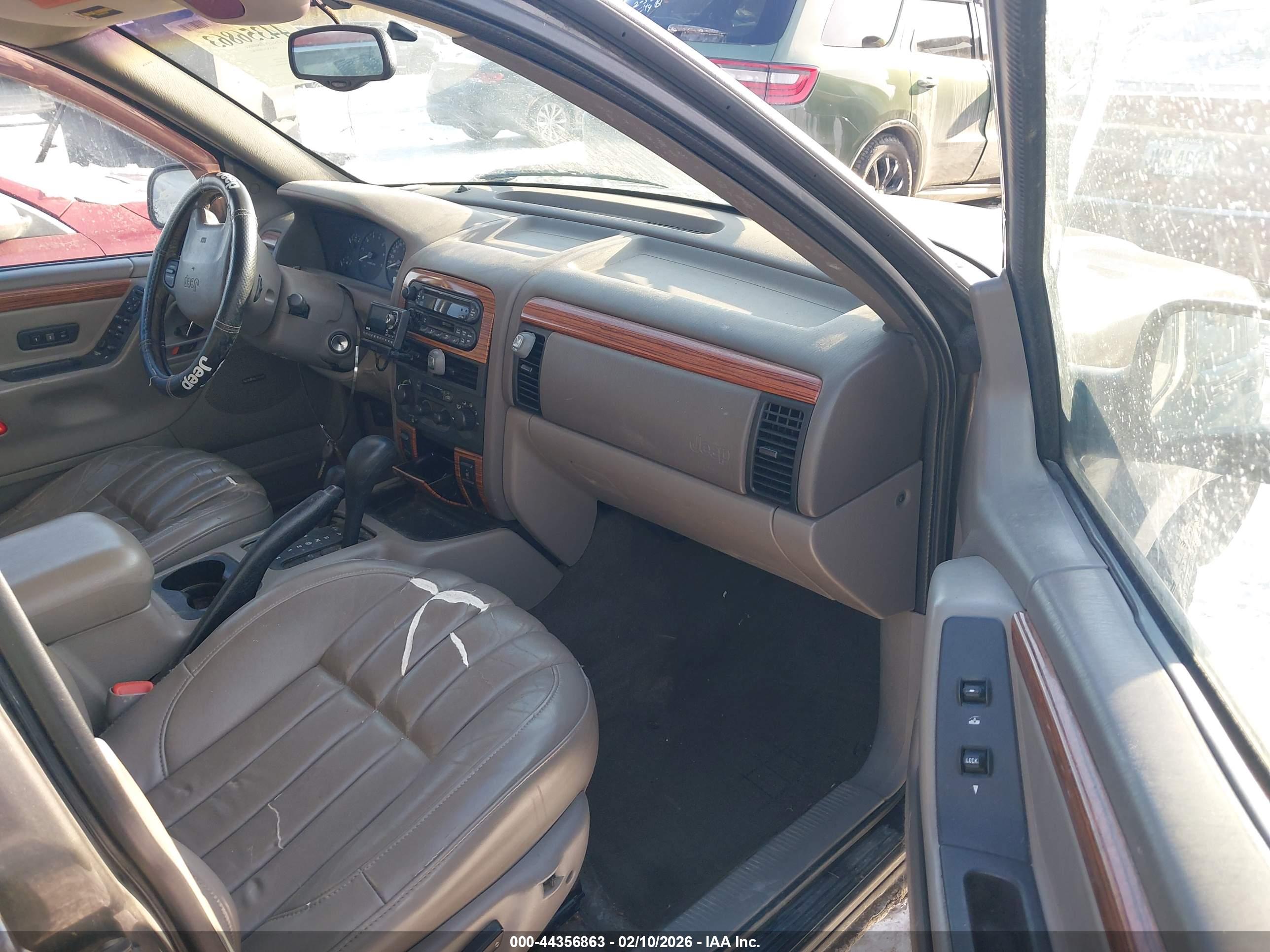 JEEP GRAND image 5