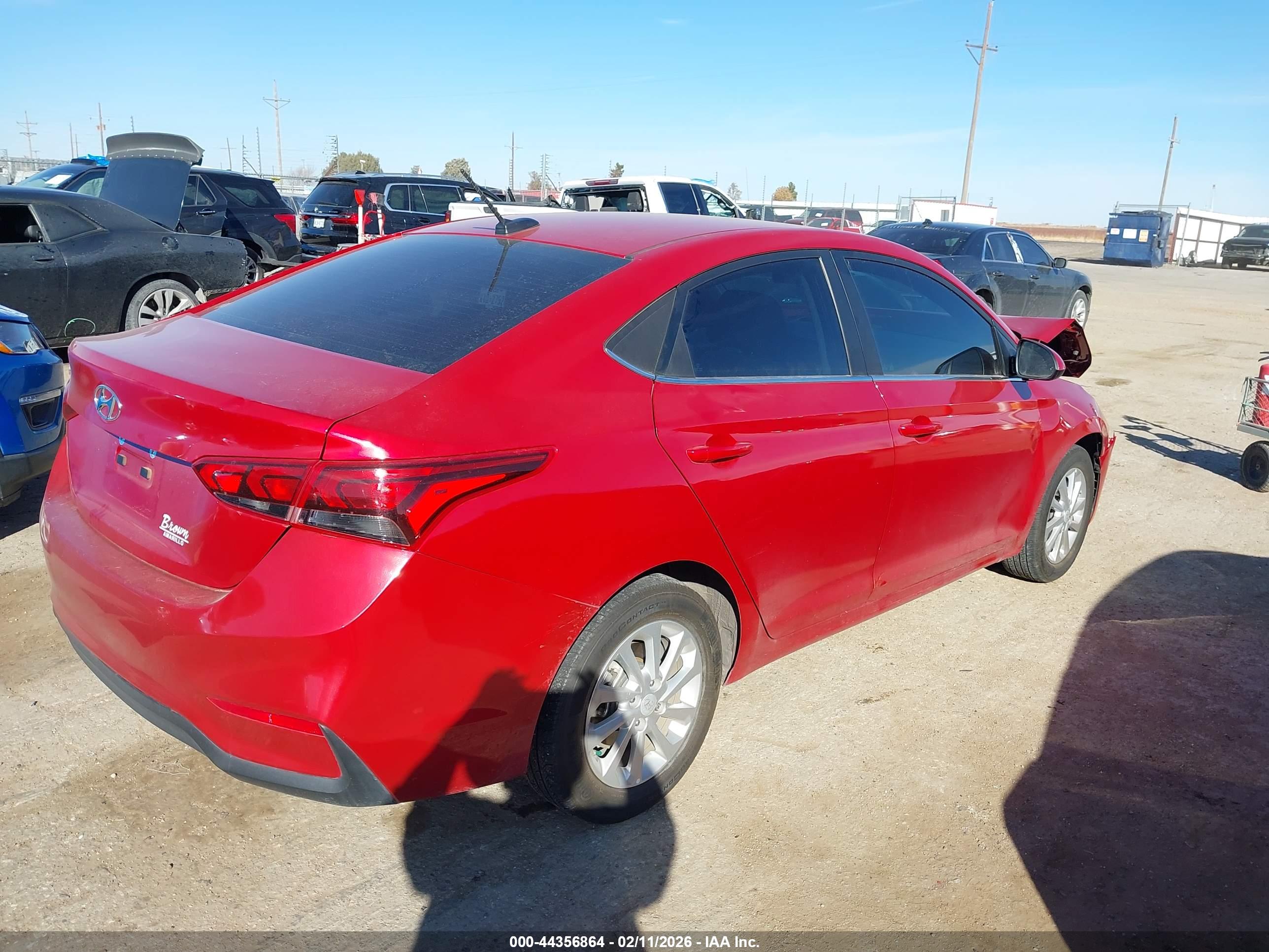 HYUNDAI ACCENT image 4